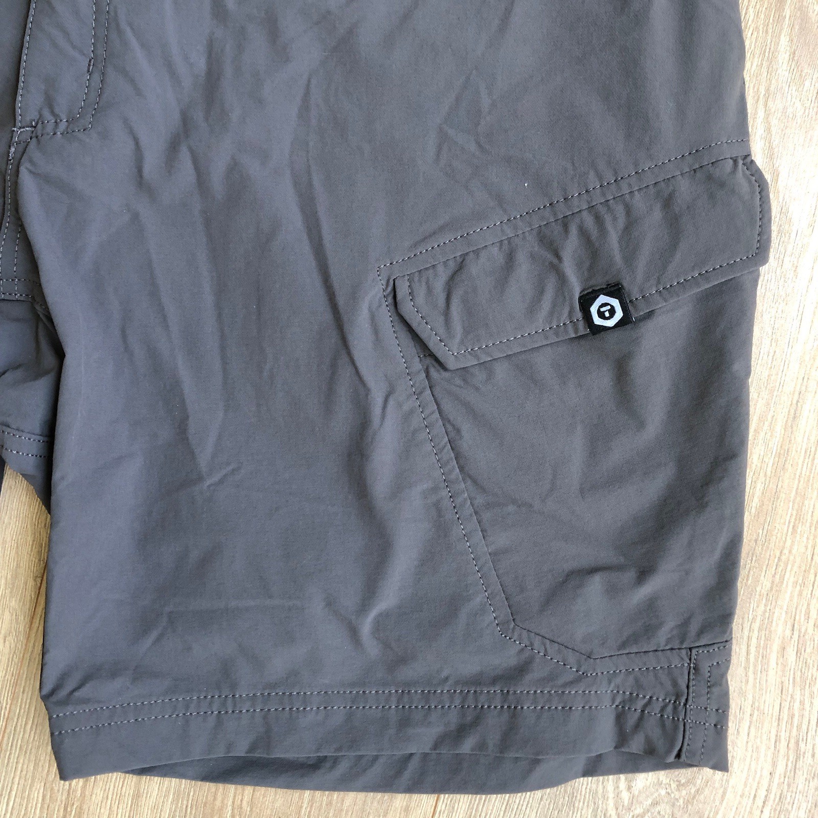 TRUEWERK T1 Werkshorts Mens Size 36 Gray Cargo Shorts Utility Work Outdoor