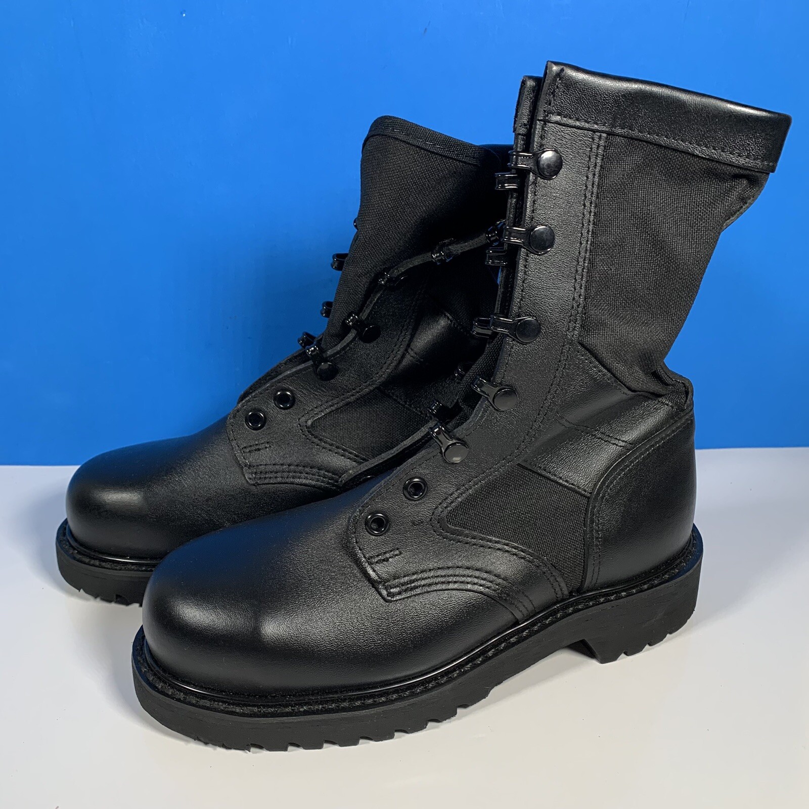 VTG 1998 Wolverine World Wide Black Combat Boots Military Vibram Men 4 Women 6