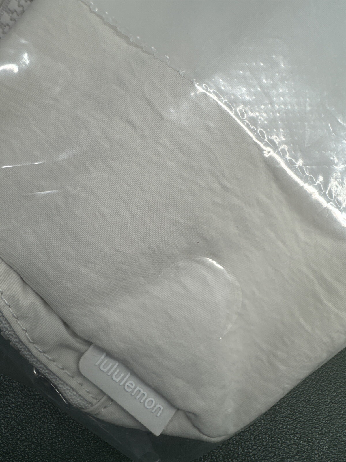 NWT LULULEMON EVERYWHERE BELT BAG – WHITE OPAL