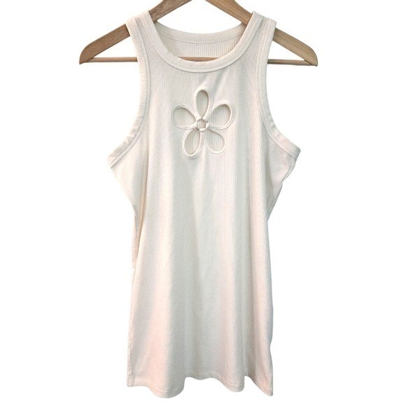 Torrid 00 Flower O-Ring Rib Tank Whisper White Ivory Medium Cut Out Top
