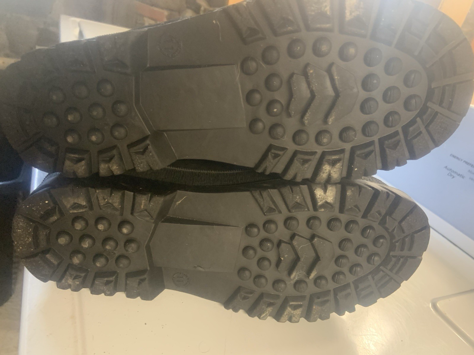 Wiggy’s Black Lamilite Mukluks Winter Over Boots Size Large (11-12)