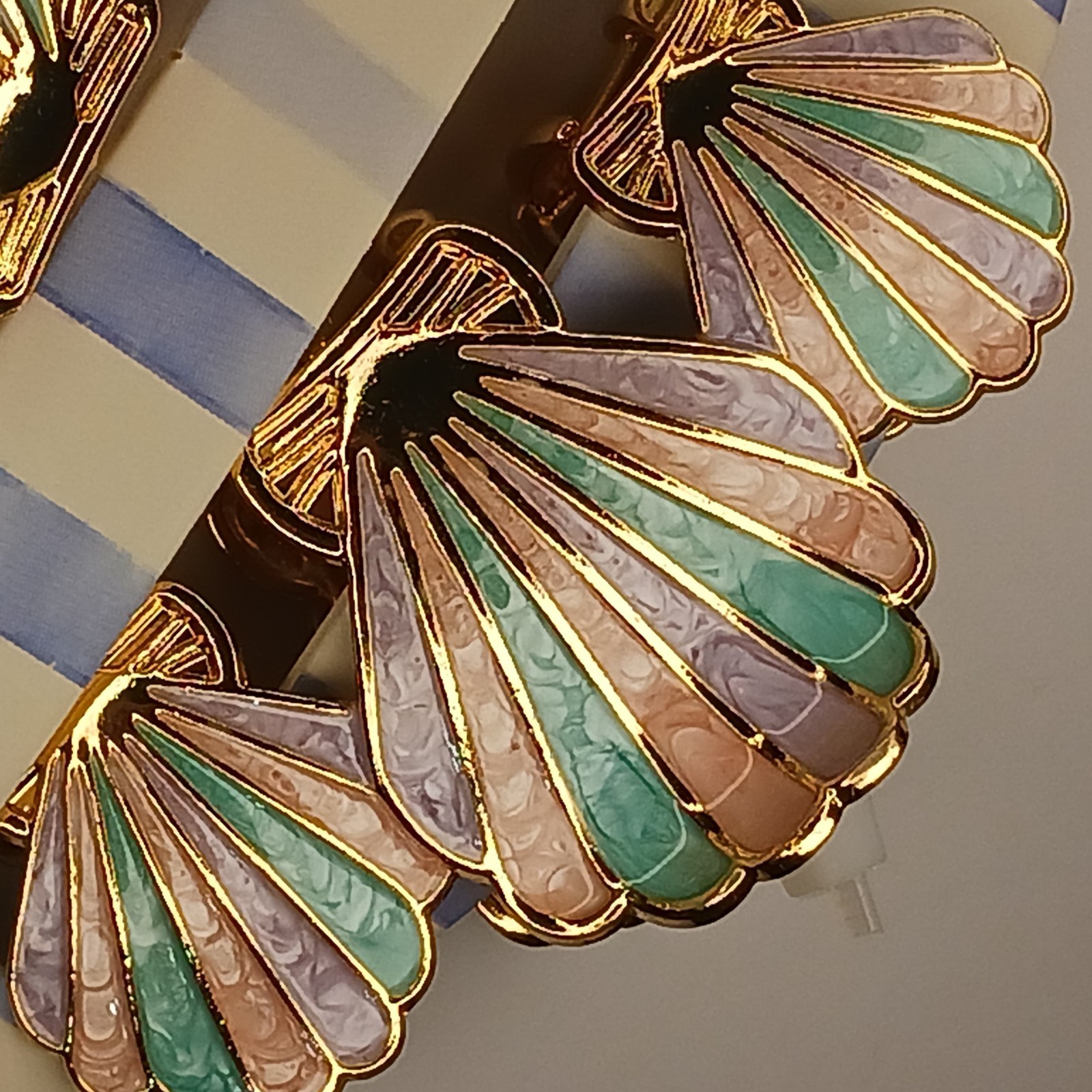 Piper K Pastel Seashell Hair Claw Clips Set Gold Tone Mermaid Coastal Beach Cute