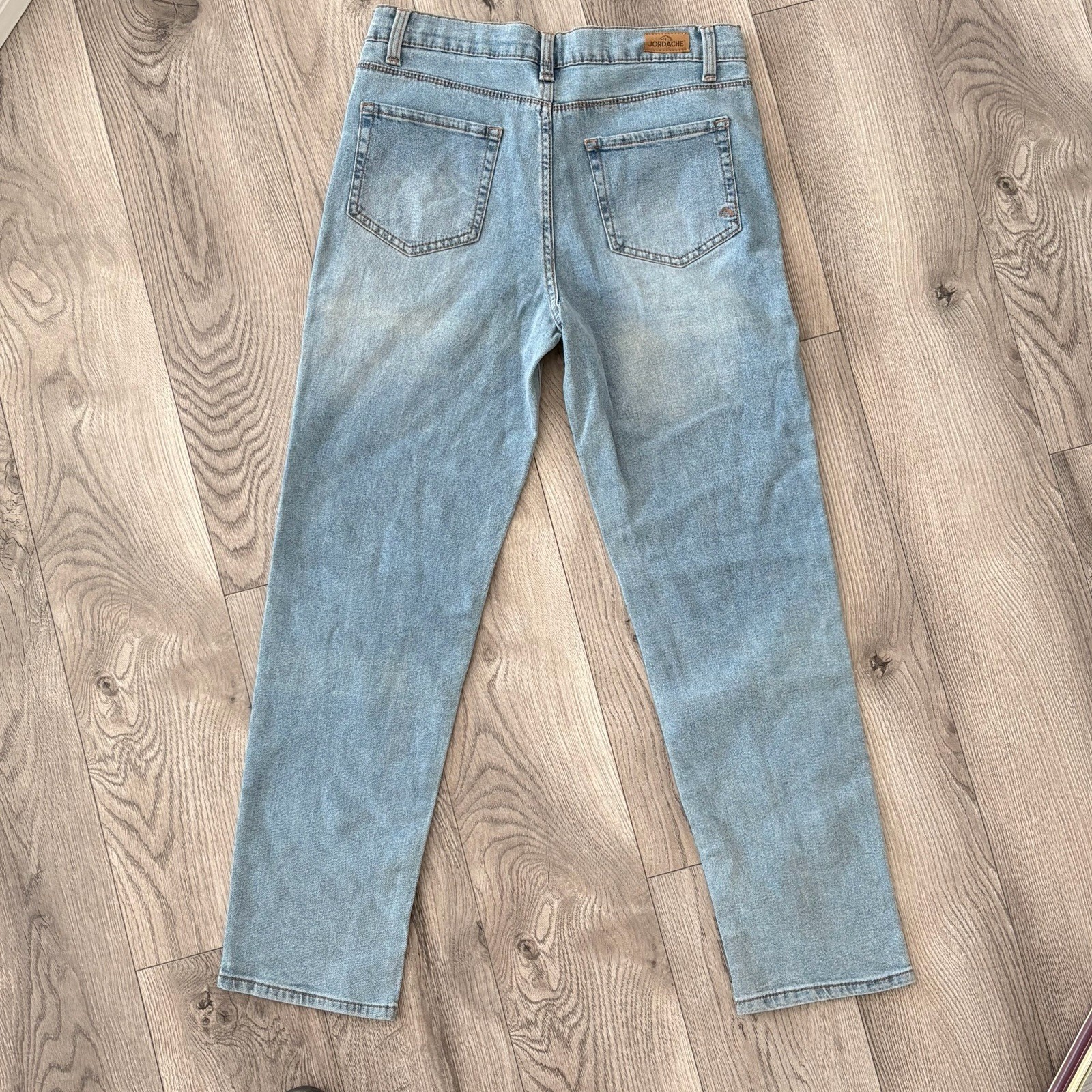 Jordache Teens Light Wash Blue Denim Straight Leg Jeans Size 18 5-Pocket