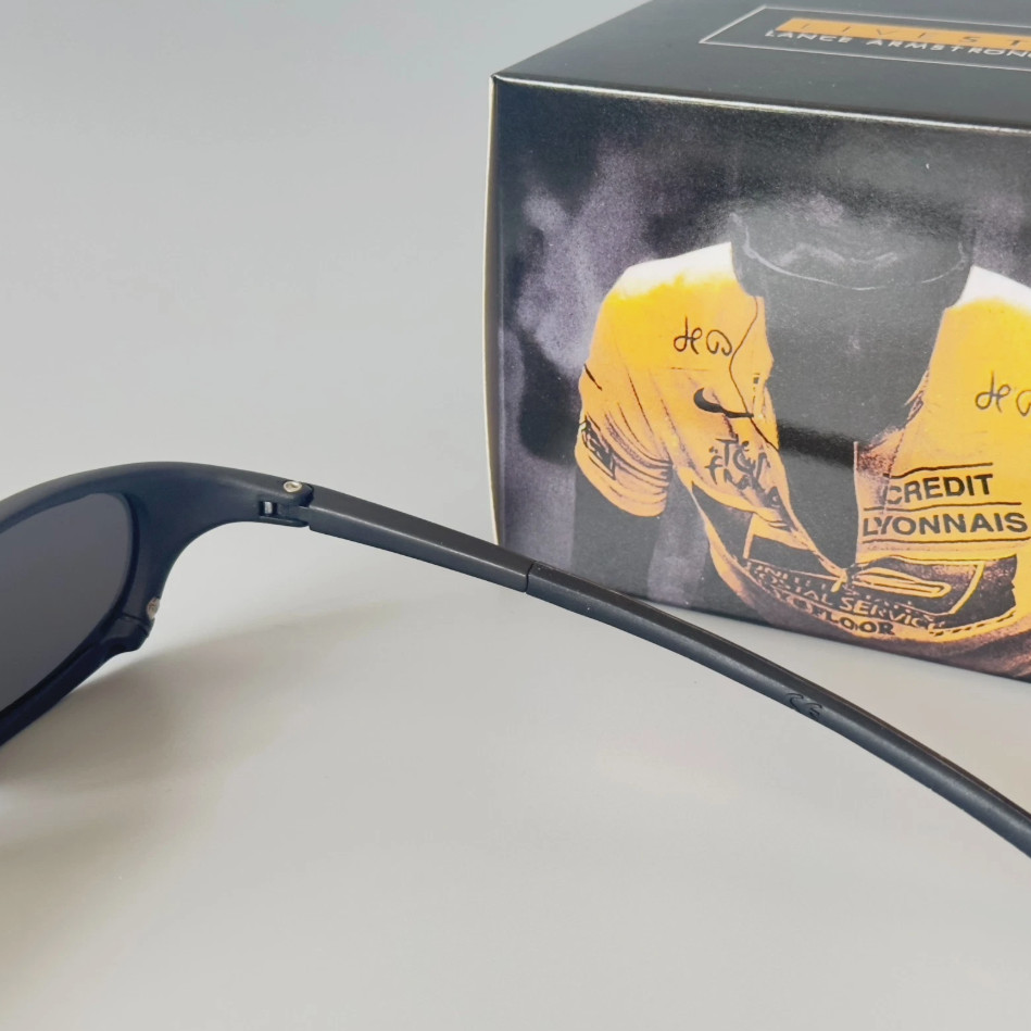 Oakley Magnesium Four Sunglasses Black Frame Black Lens Vintage