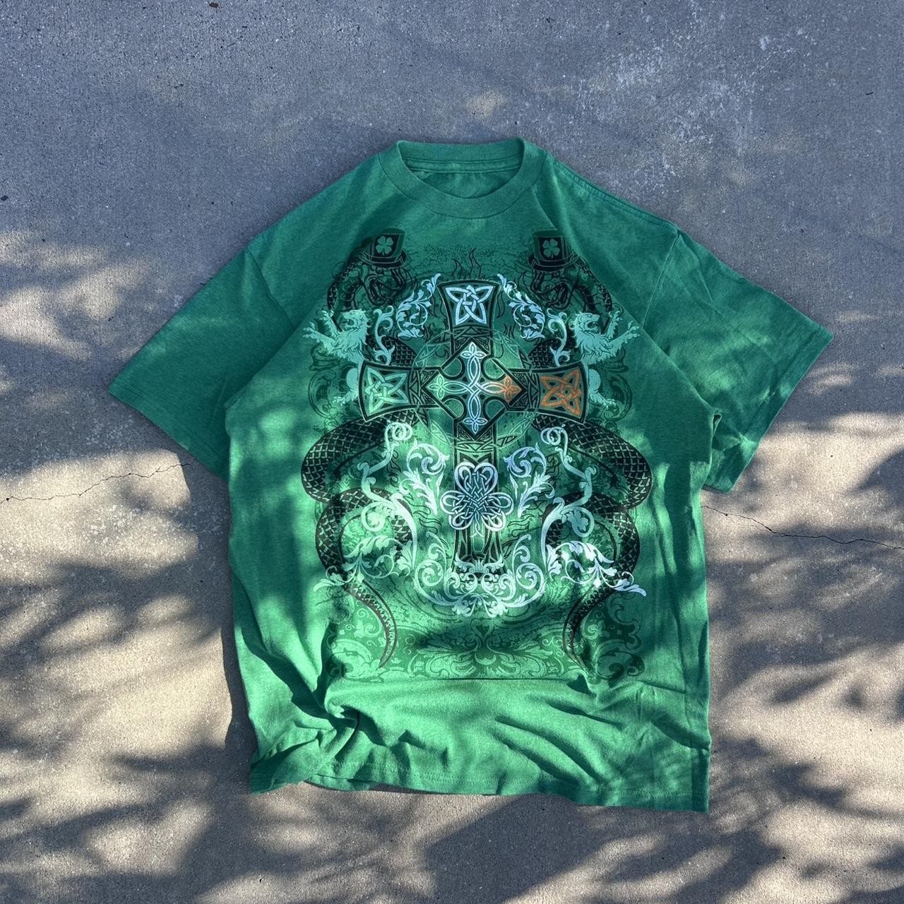 Vintage y2k green Celtic cross graphic tee