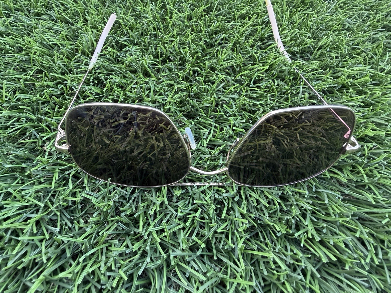 Oliver Peoples Victory 58 VFX Gold/Cognac Gradient Preowned See Description