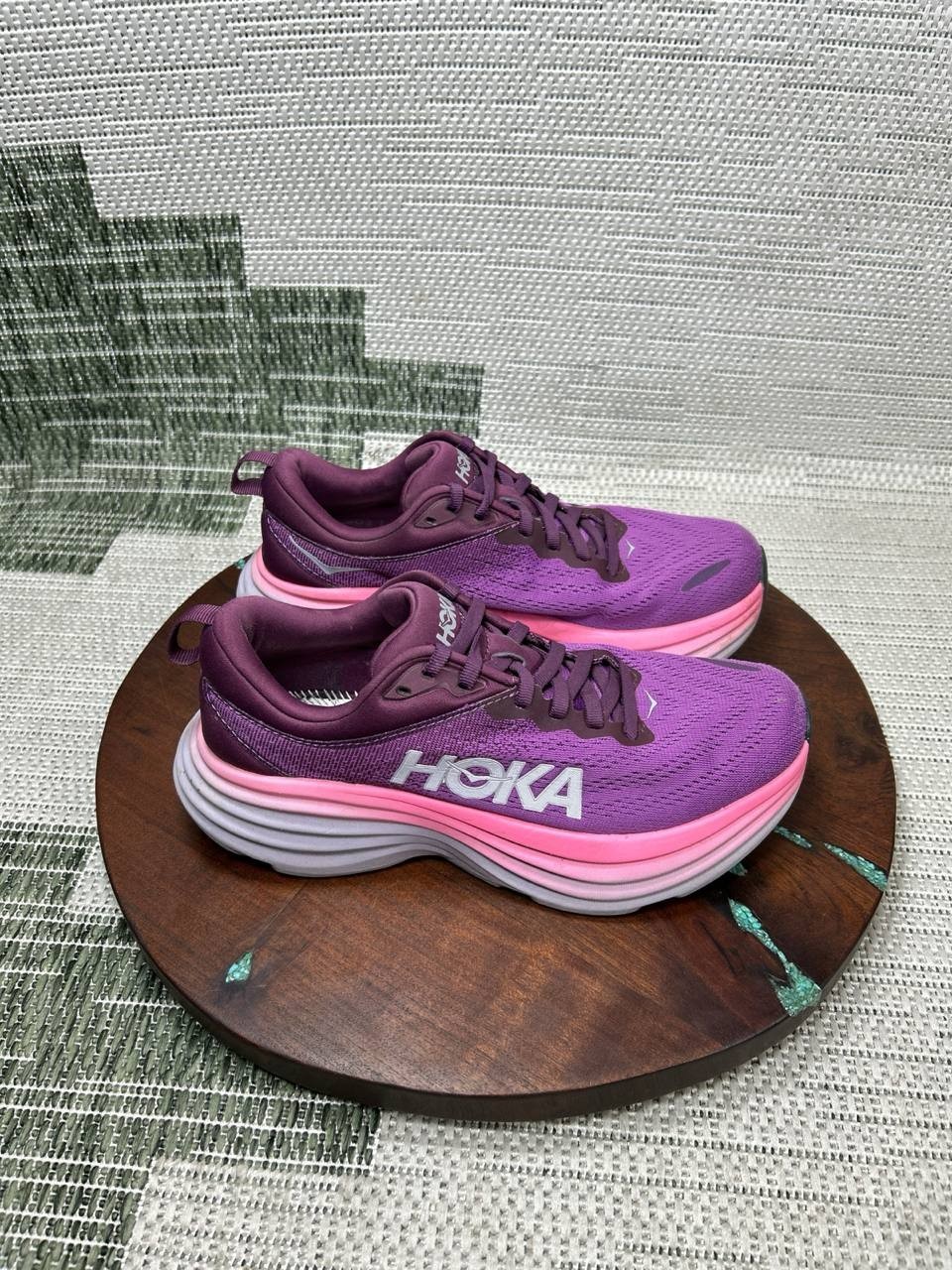 Hoka One One Shoes Womens Size 7 B Bondi 8 Beautyberry Mesh Running Sneaker