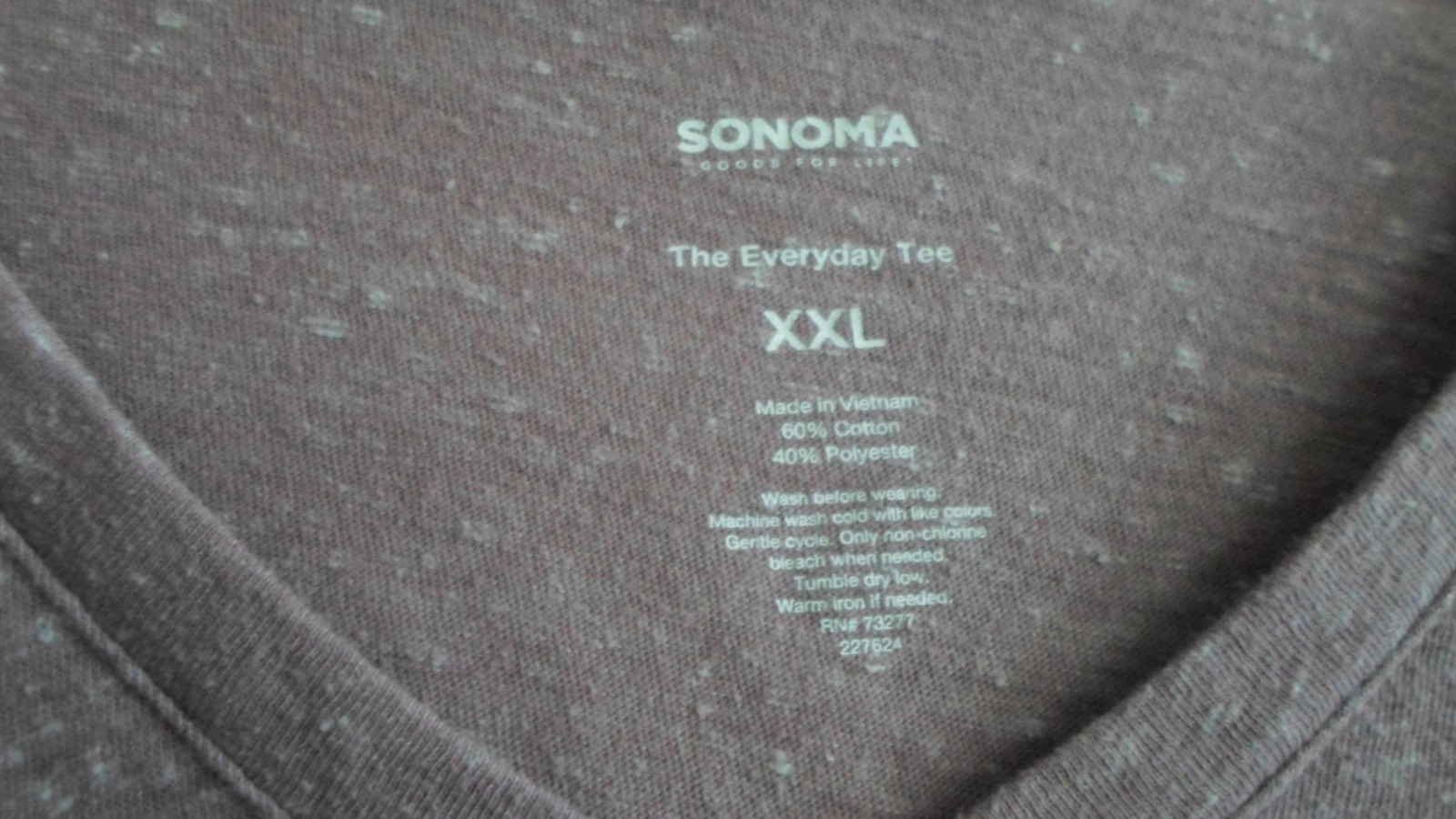 sonoma-purple-t-shirt-XXL-60% cotton-40%polyester-Vietnam-washed never worn