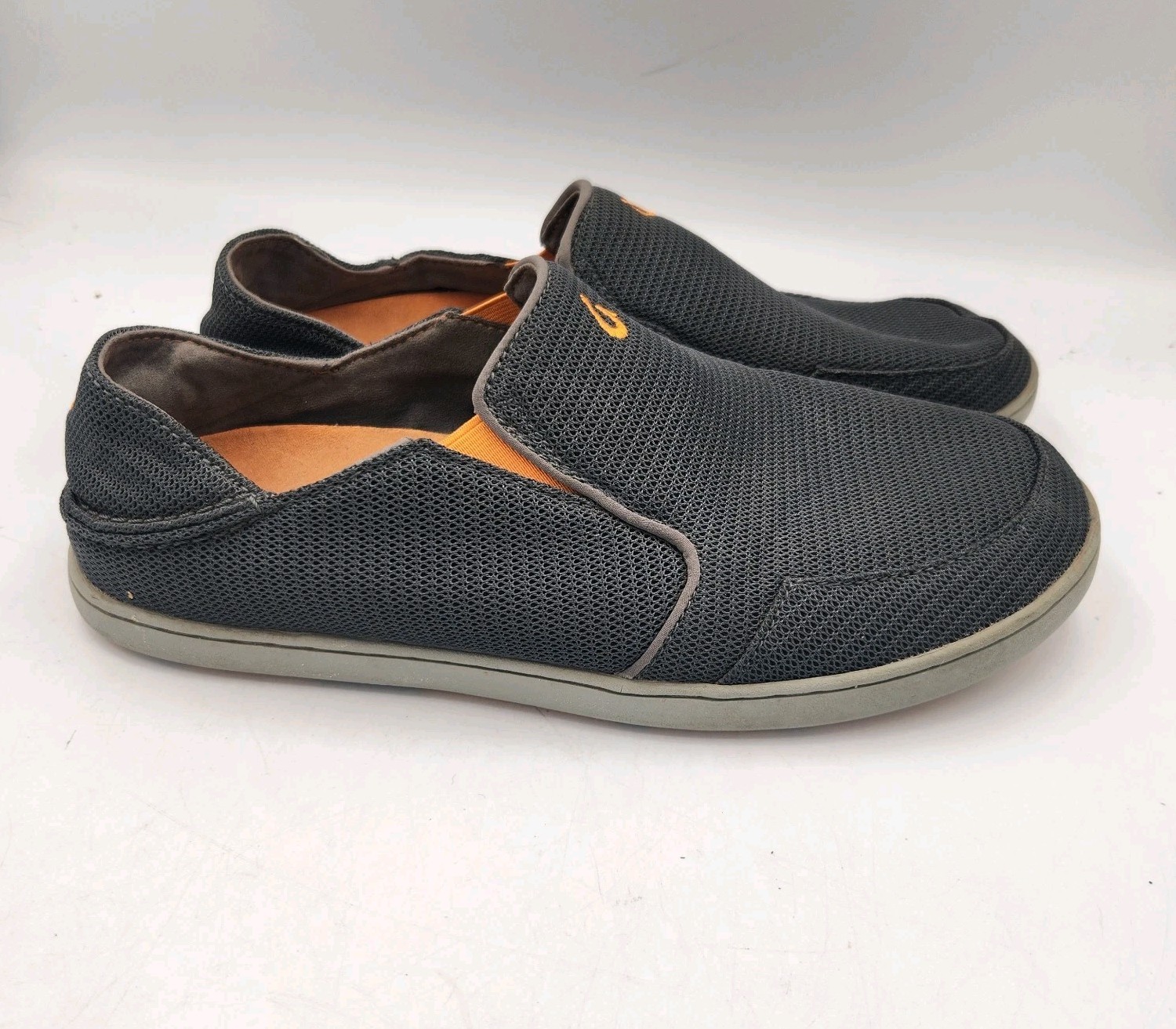 Olukai Nohea Slip On Mesh Shoe Mens 9.5 Charcoal Grey Orange