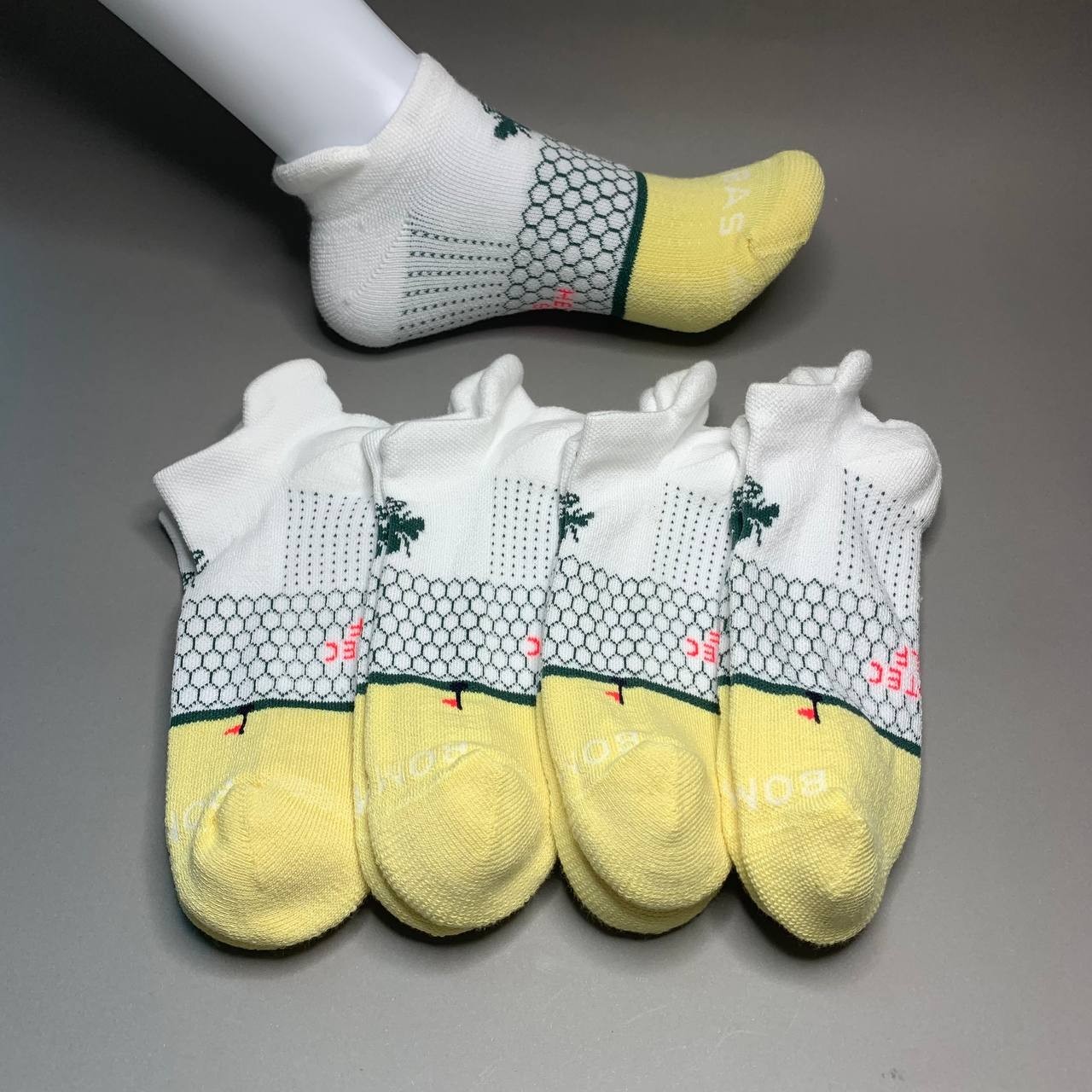Bombas Women’s Ankle Socks 4 Pair Pack White Yellow Golf Palm Tree Size M Medium