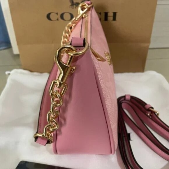 Coach Teri Shoulder Bag In Signature Canvas CV933 Dusty Pink