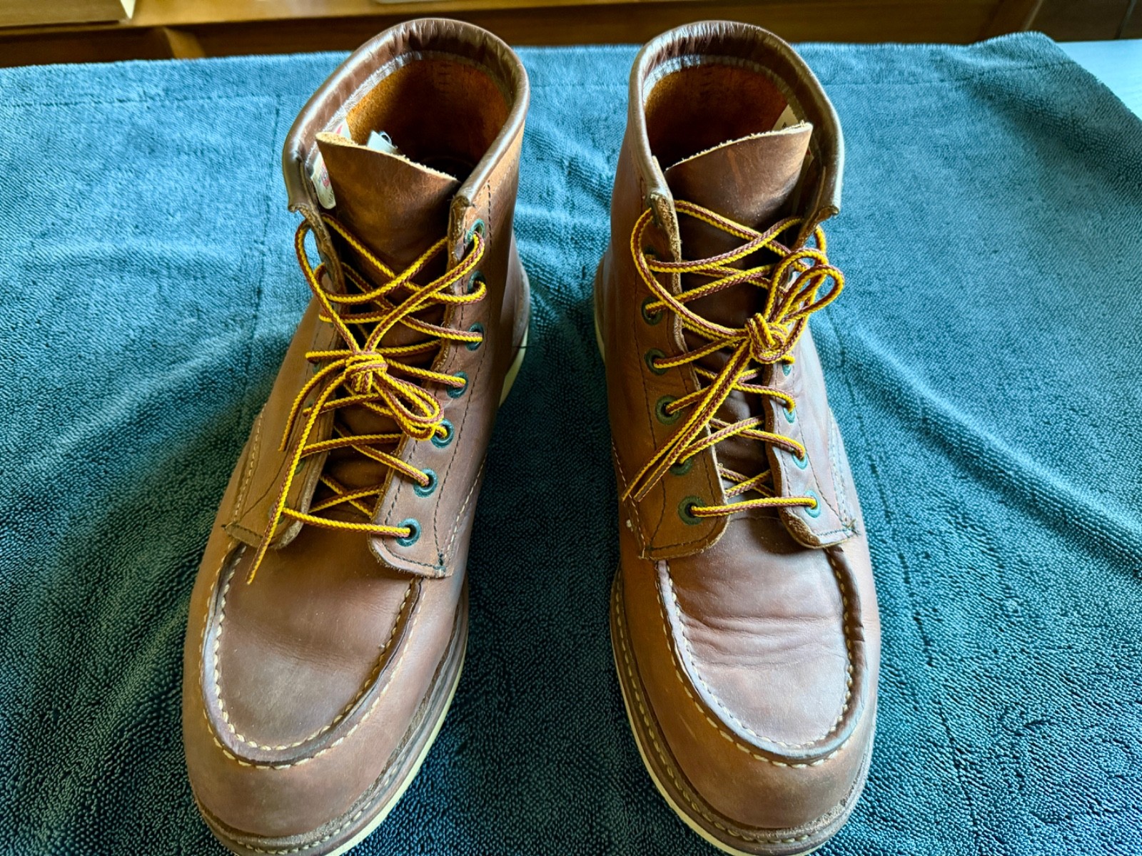 Red Wing Men’s 6-Inch Boot in Copper Rough & Tough Leather – US 9 (D)