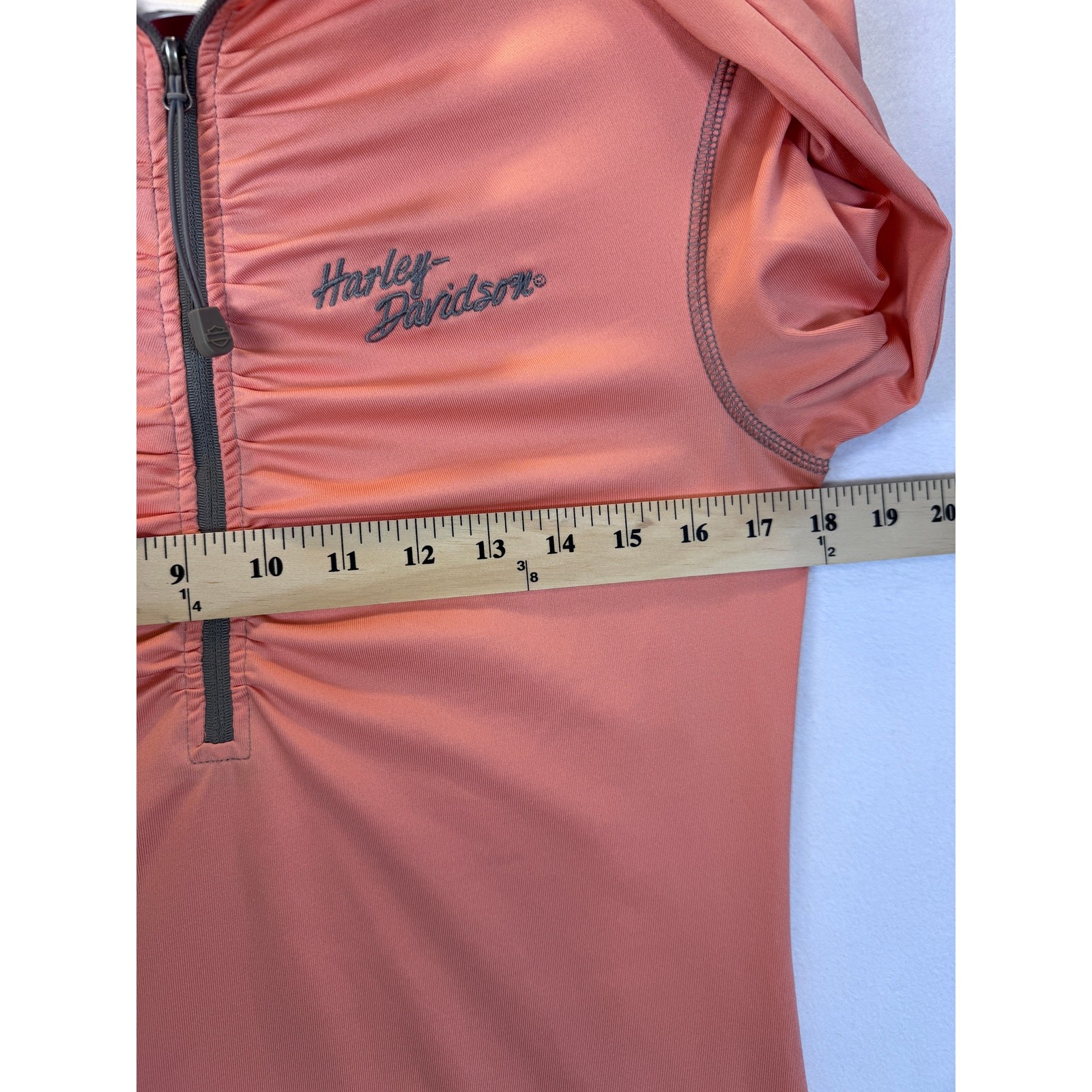 Harley Davidson Women’s M Peach Half Zip Long Sleeve Thumbhole Top Michigan City