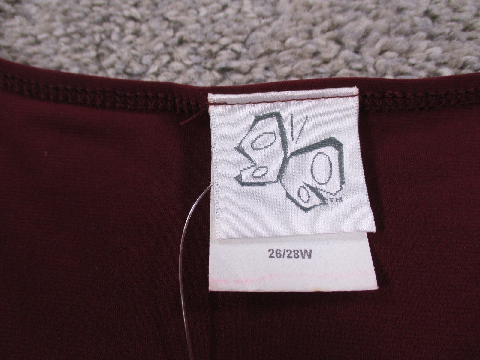 Hot Kiss 26/28W Womens Long Sleeve Shirt Cropped Polyester Spandex Red Wine NWOT
