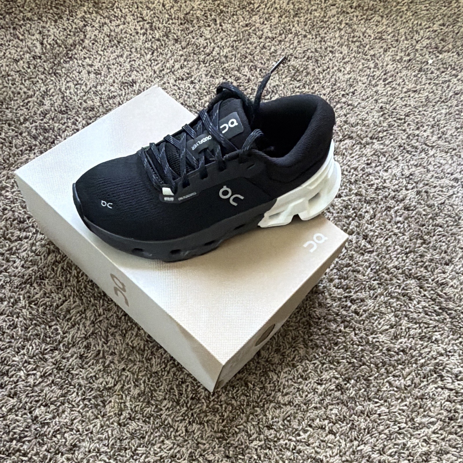 On Cloudflyer 5 Black/White Women’s Running Lace-Up Sneaker Wide 3WE30042989