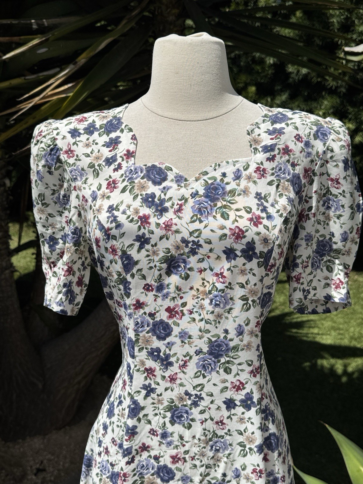 Vintage 90s Buyer Too California Floral Mini Rayon Sweetheart Neckline Dress M