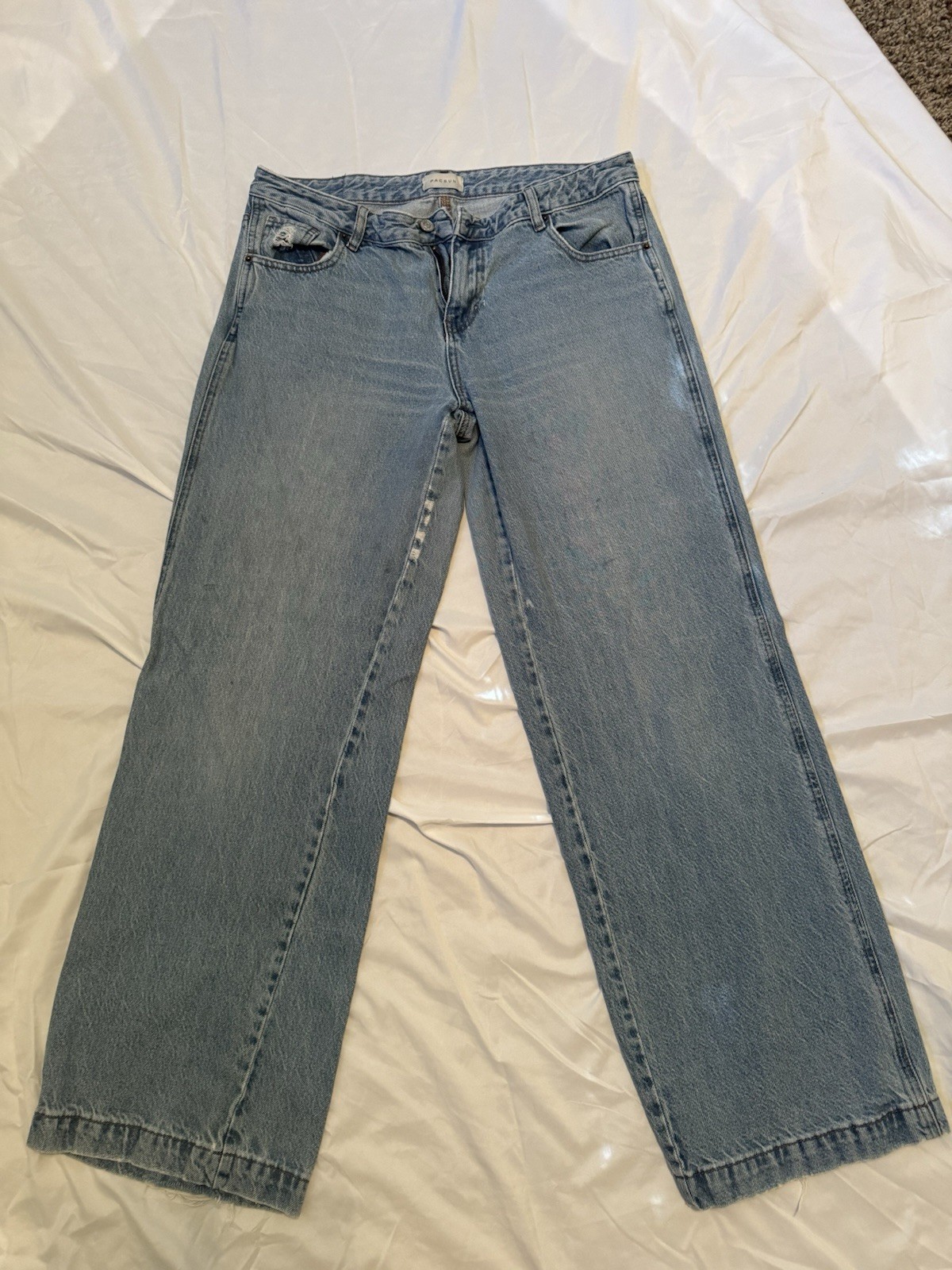 PacSun Women’s Blue Light Wash Low Rise Wide-Leg Jeans 5-Pocket Button Zip