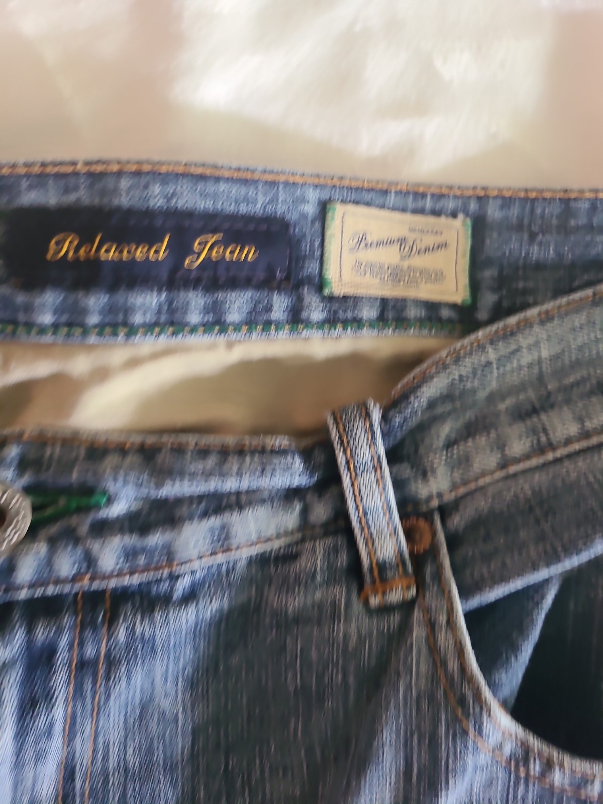 Tommy Hilfiger Mens Relaxed Fit Light Wash Blue Denim Jeans 38×30 Vintage