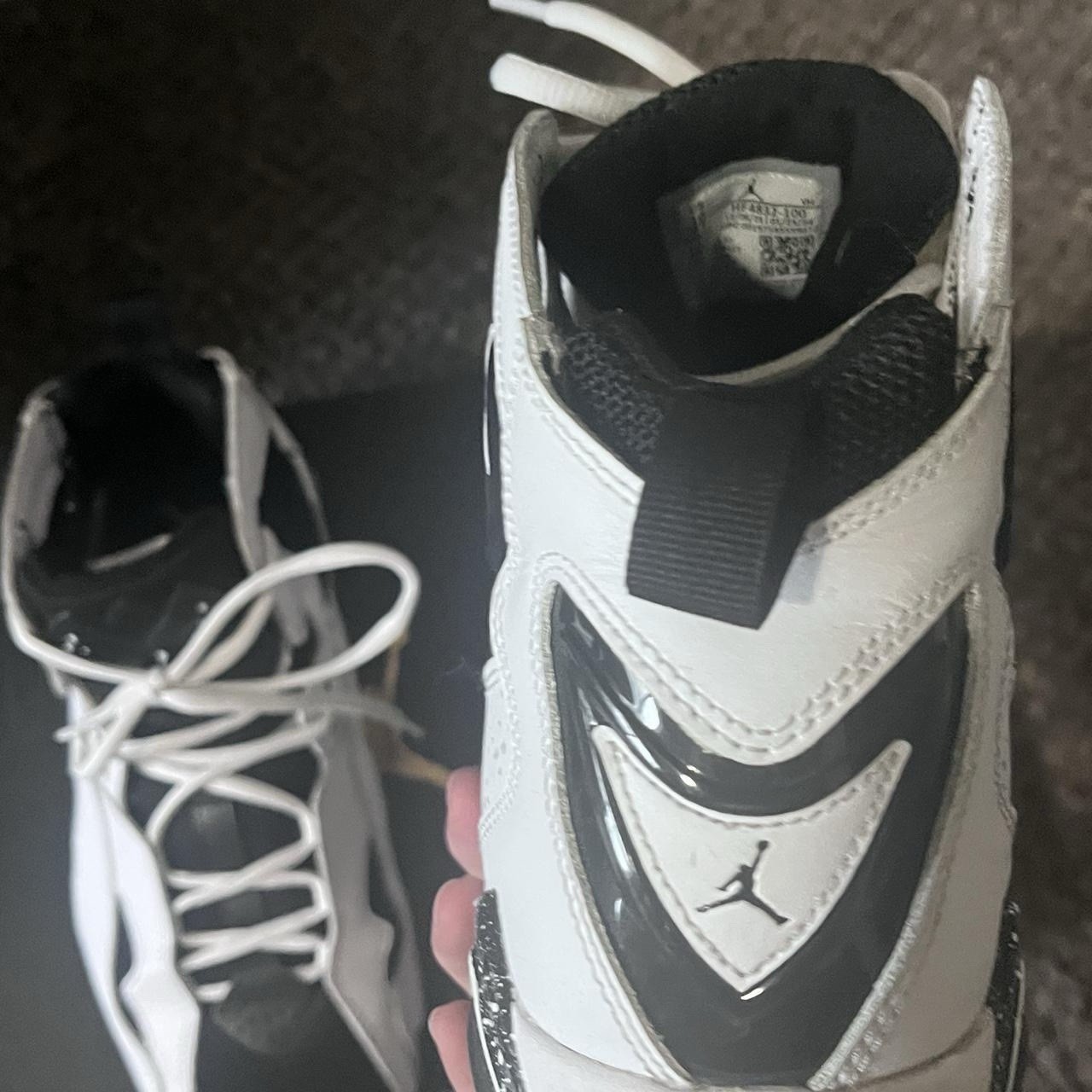 Jordan Men’s Mid Top Lace-Up Basketball Sneakers Colorblock Black White