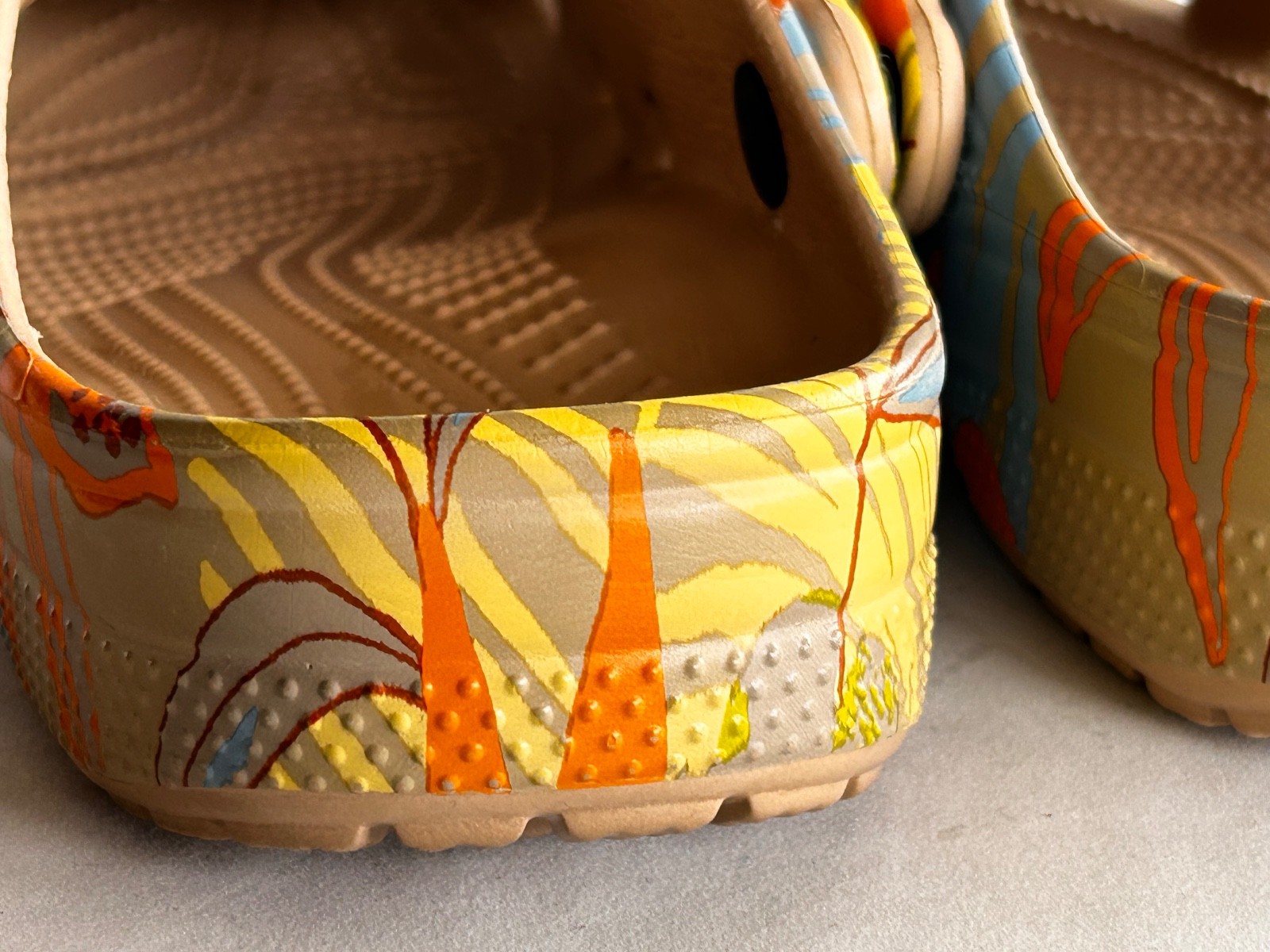 CROCS CLASSIC RETRO RESORT CLOGS Floral Multi Slip On Comfort Shoes W 8 M 6 EXC!