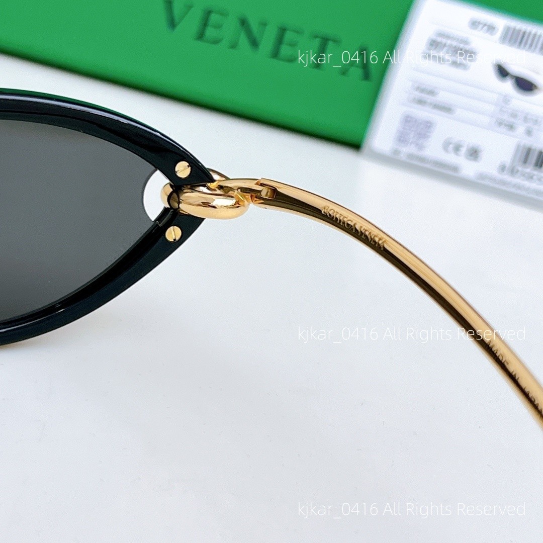 Bottega Veneta Knot BV1390S Cat Eye Sunglasses for Women Black Gold Authentic