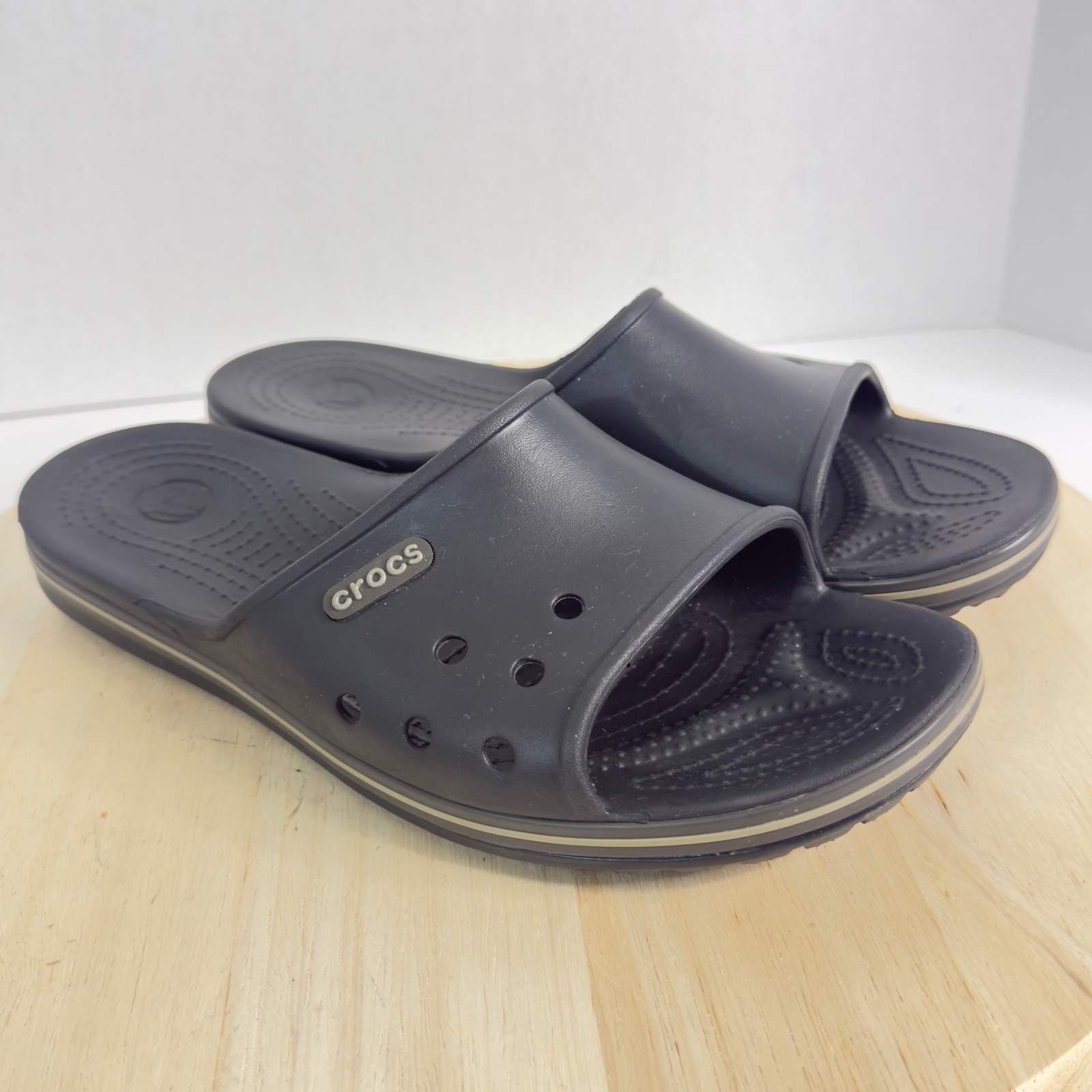 Crocs Unise Bayaband Slides Sandals White Stripe Logo Slip-On Women 12 Men 10