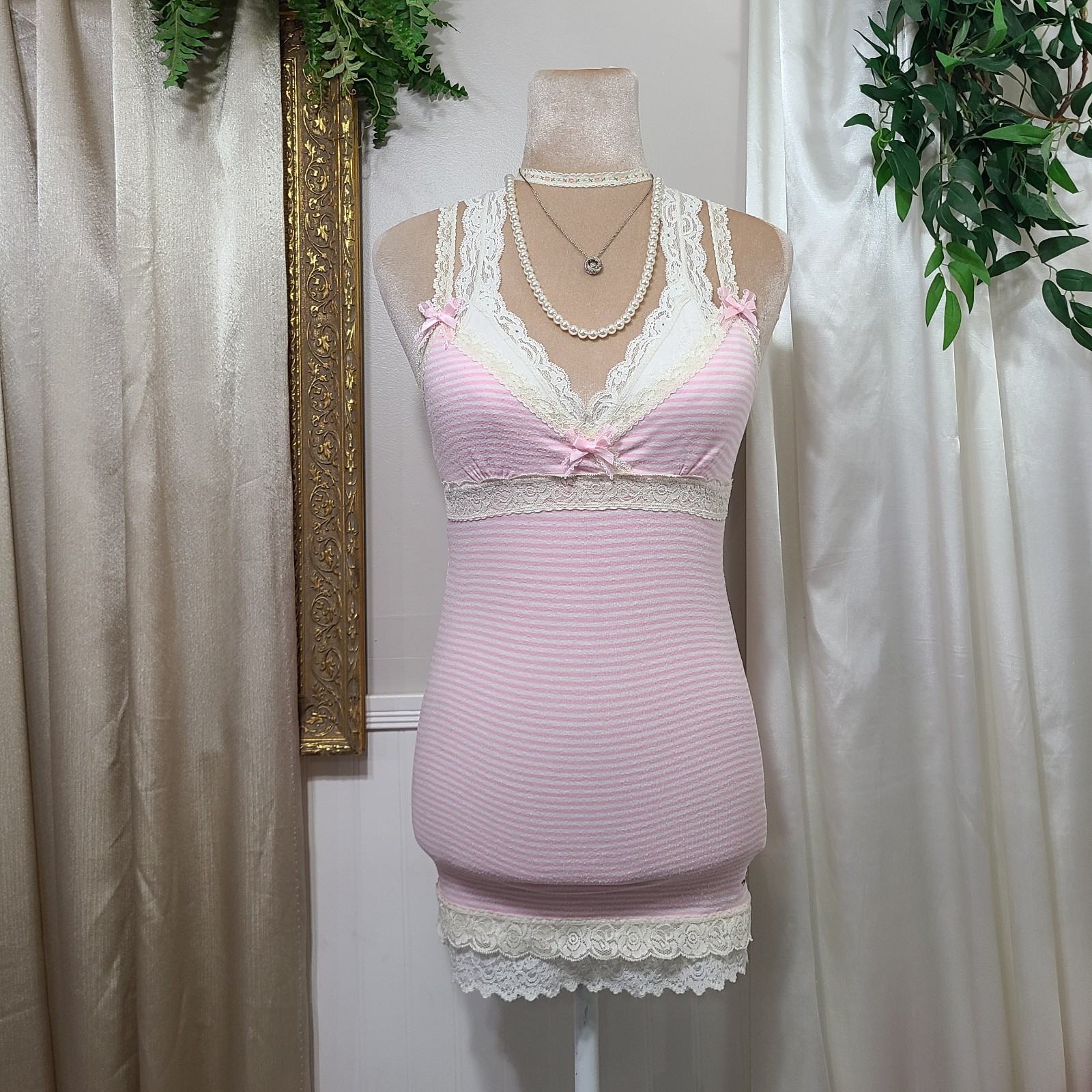 ♡ Y2K ♡ Rare Hollister Baby Pink Striped Lace Babydoll Cami Summer Tank Top