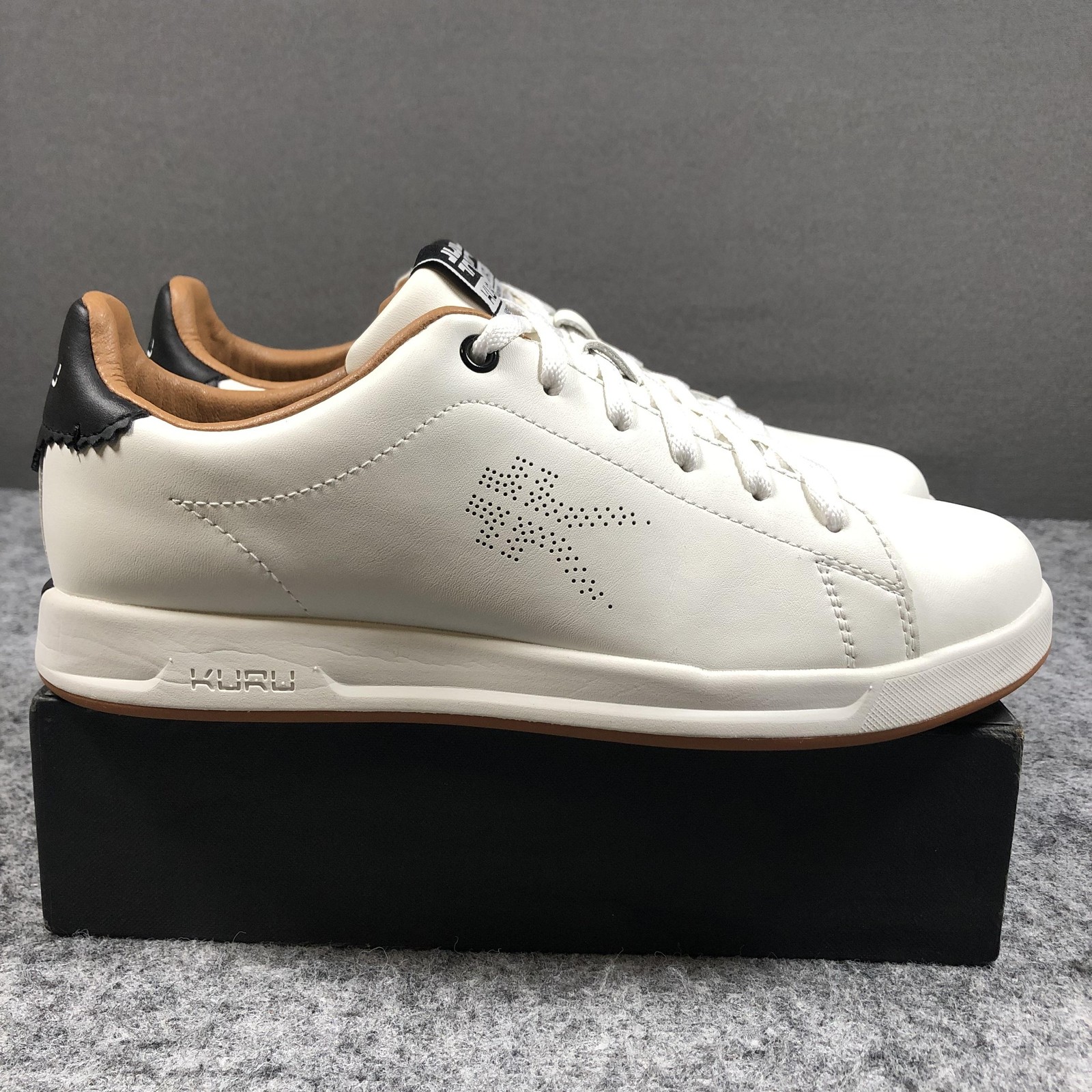 KURU Shoes Mens Size 7.5 White Leather Low Top Lace Up Casual Comfort Sneakers