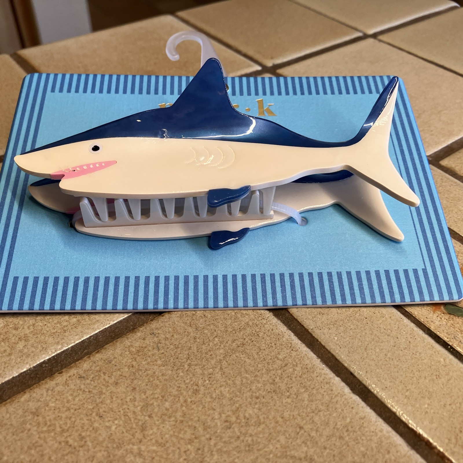 PIPER K SHARK HAIR CLIP 5″ CLAW CLAMP BEACH NAUTICAL COASTAL NEW free ship