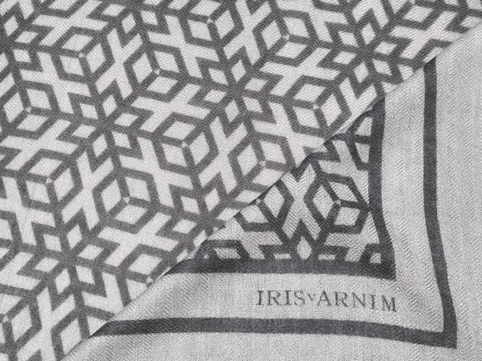 IRIS Von ARNIM Gray XL soft warm cashmere scarf stole geometric 51″