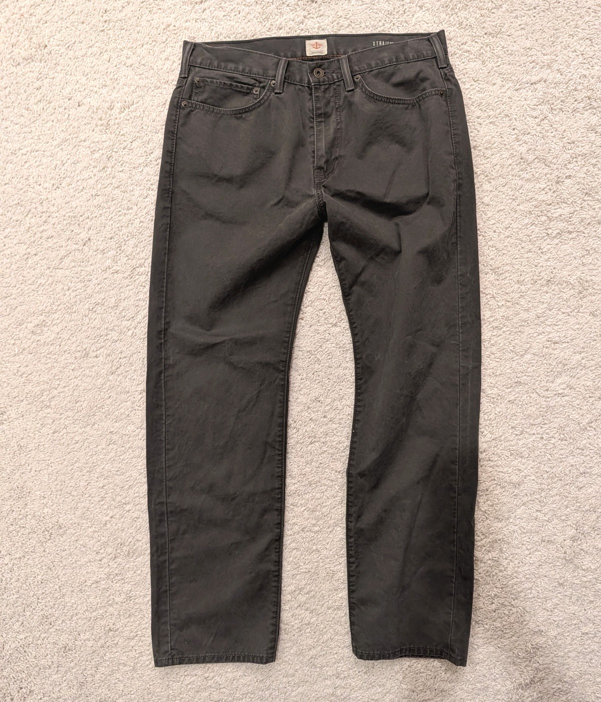 Dockers men’s pants grey straight fit 32 x 29 – 100% cotton