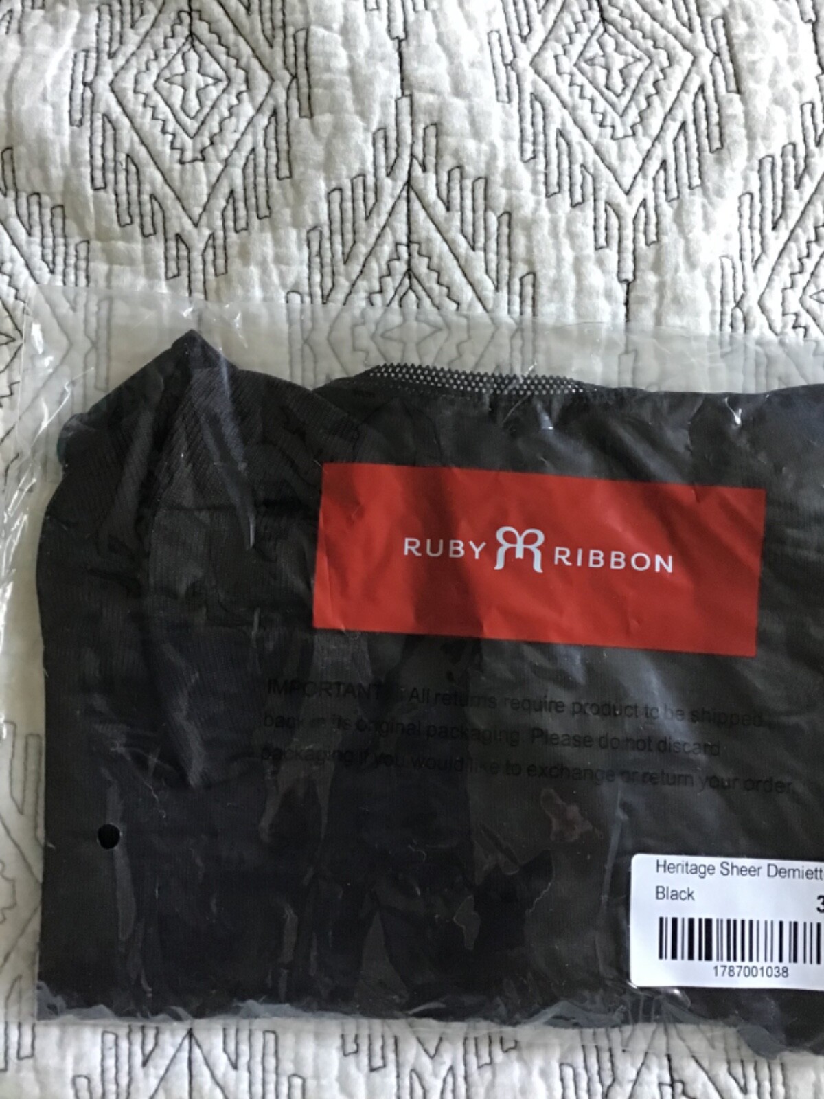 RUBY RIBBON HERITAGE SHEER #1787 NEW!
