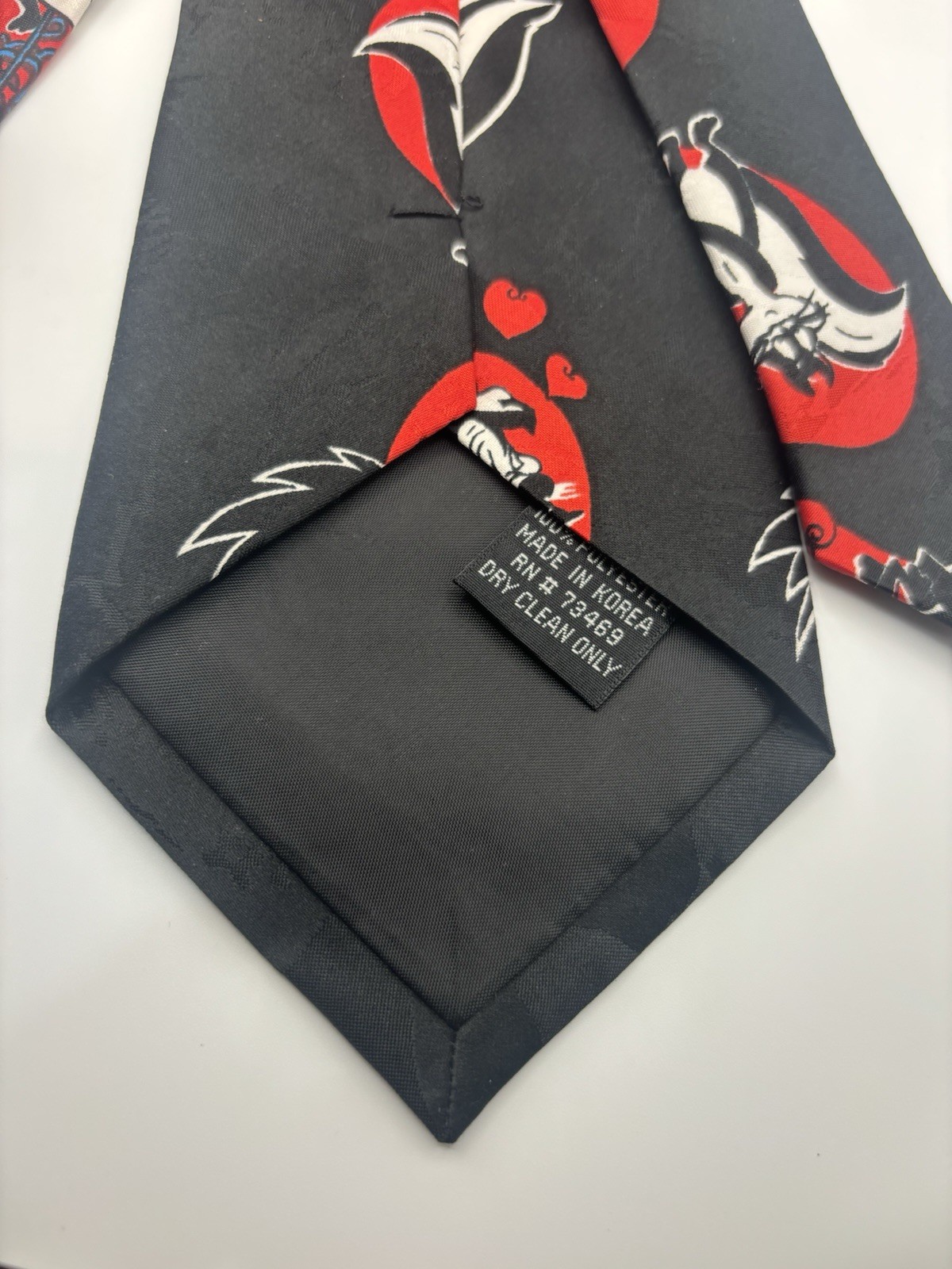 Vintage Looney Tunes Mania Pepe Le Pew Skunk Tie 1995 Hearts Valentines Day