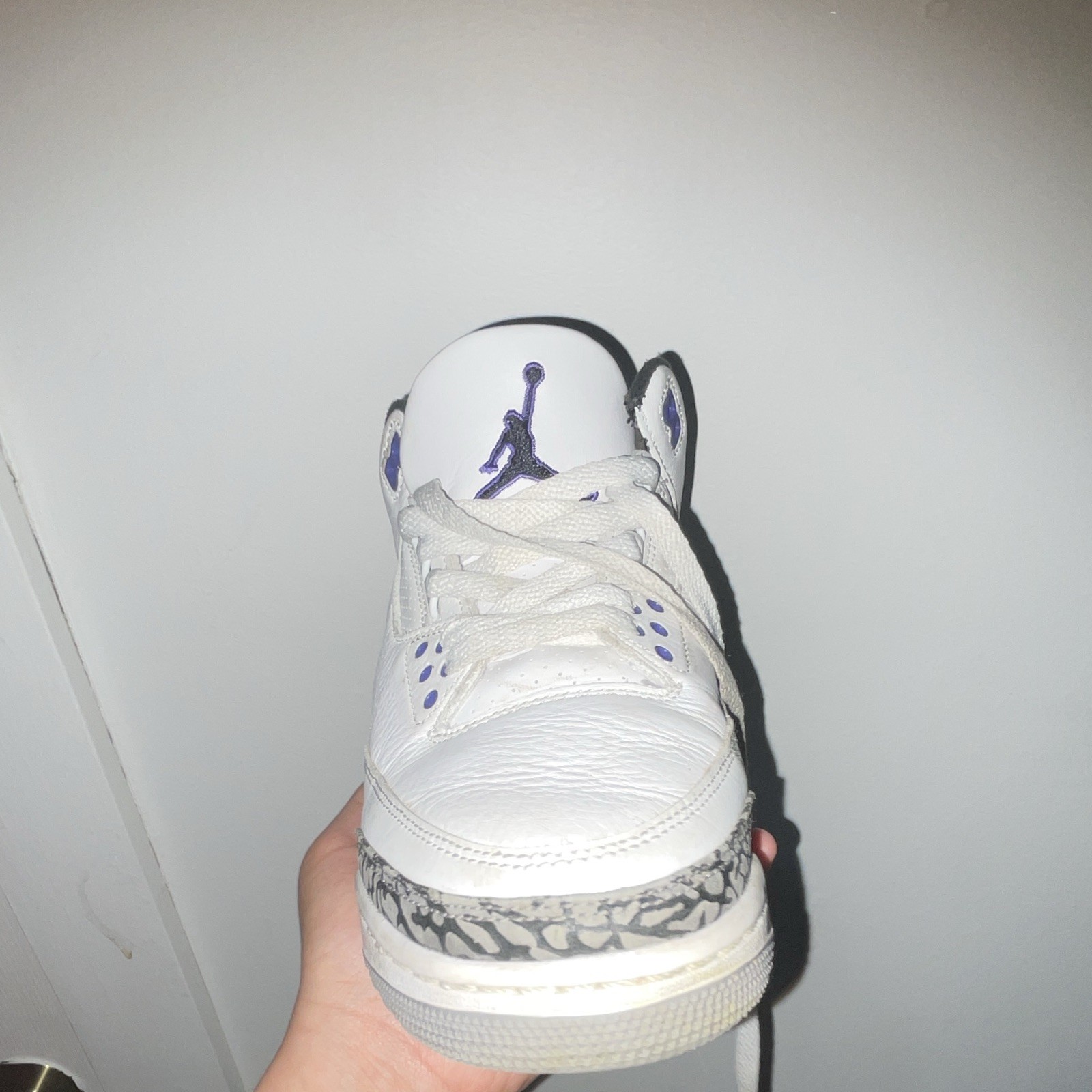 Jordan Air Jordan 3 Retro Dark Iris Men’s Mid Top Athletic Sneakers CT8532-105
