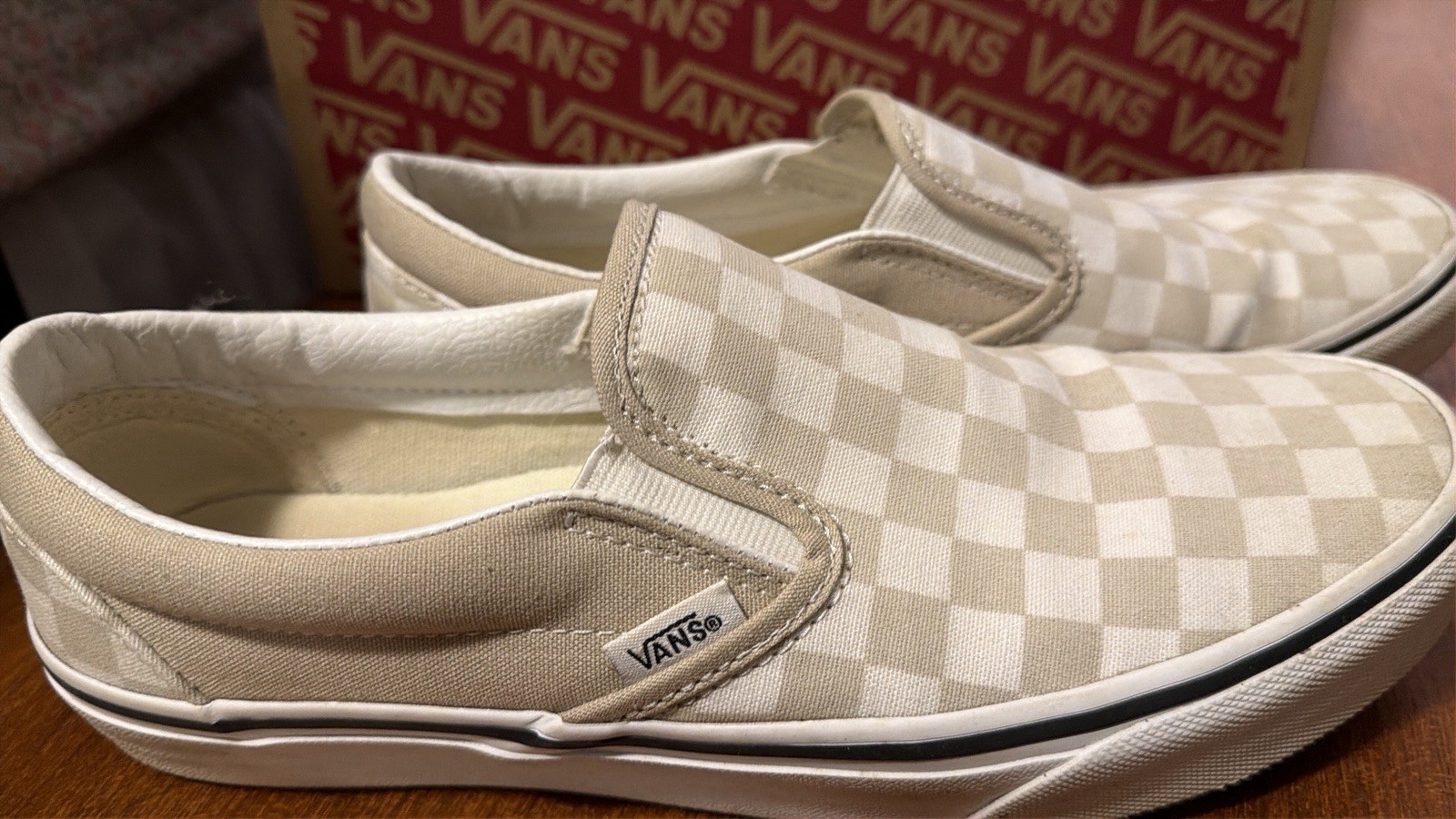 VANS Classic Slip-On Color Theory Checkerboard Beige/White Low Top VN0A7Q5DBLL