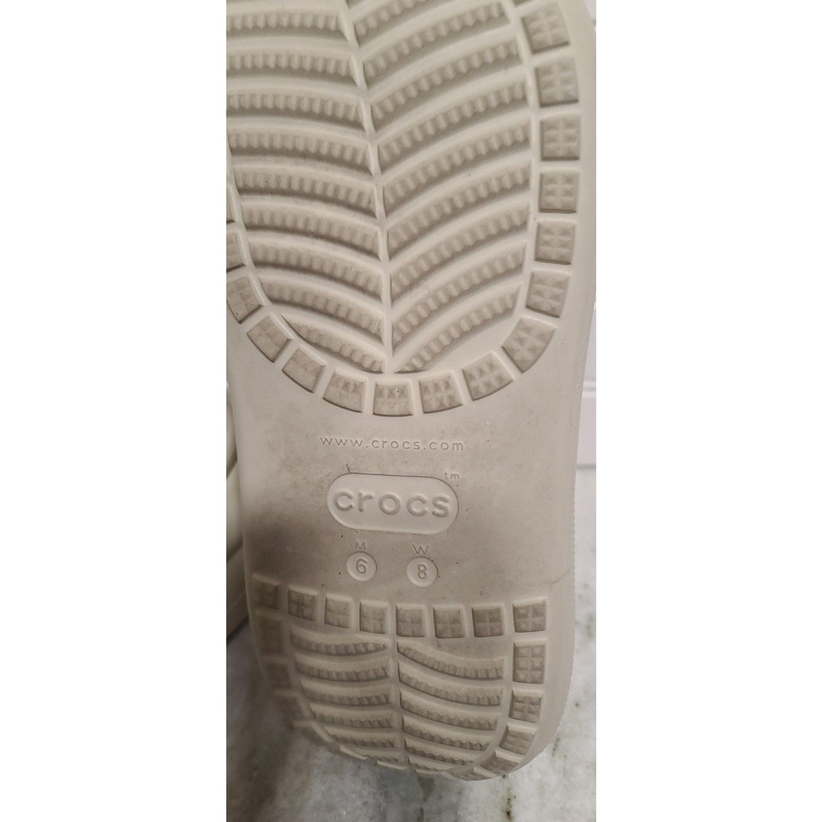 Crocs Beige Classic Crush Clogs W/Platform Sole Size W8 M6