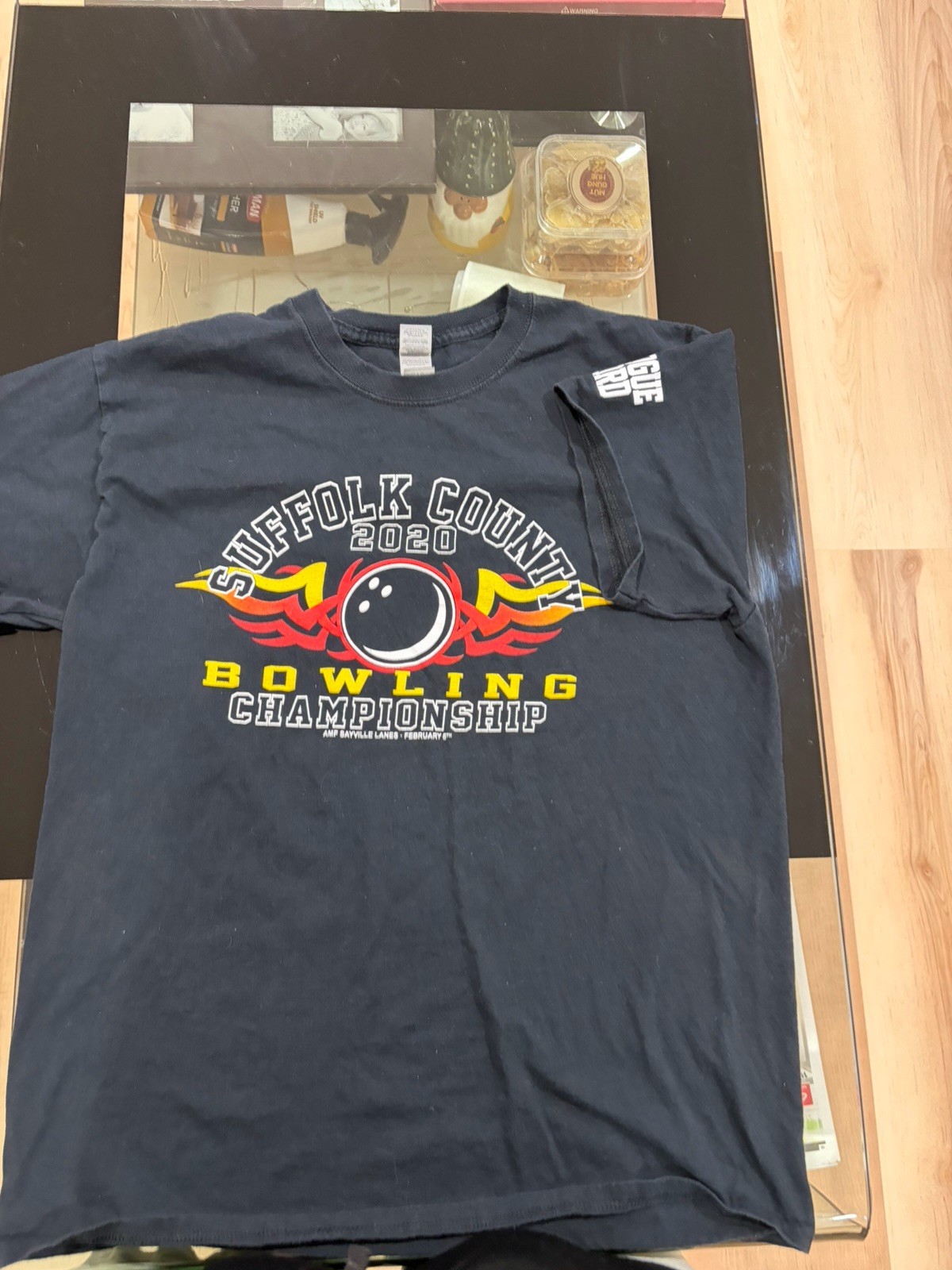 Gildan Ultra Cotton Men’s Black Bowling Graphic Crew Neck T-Shirt Size L