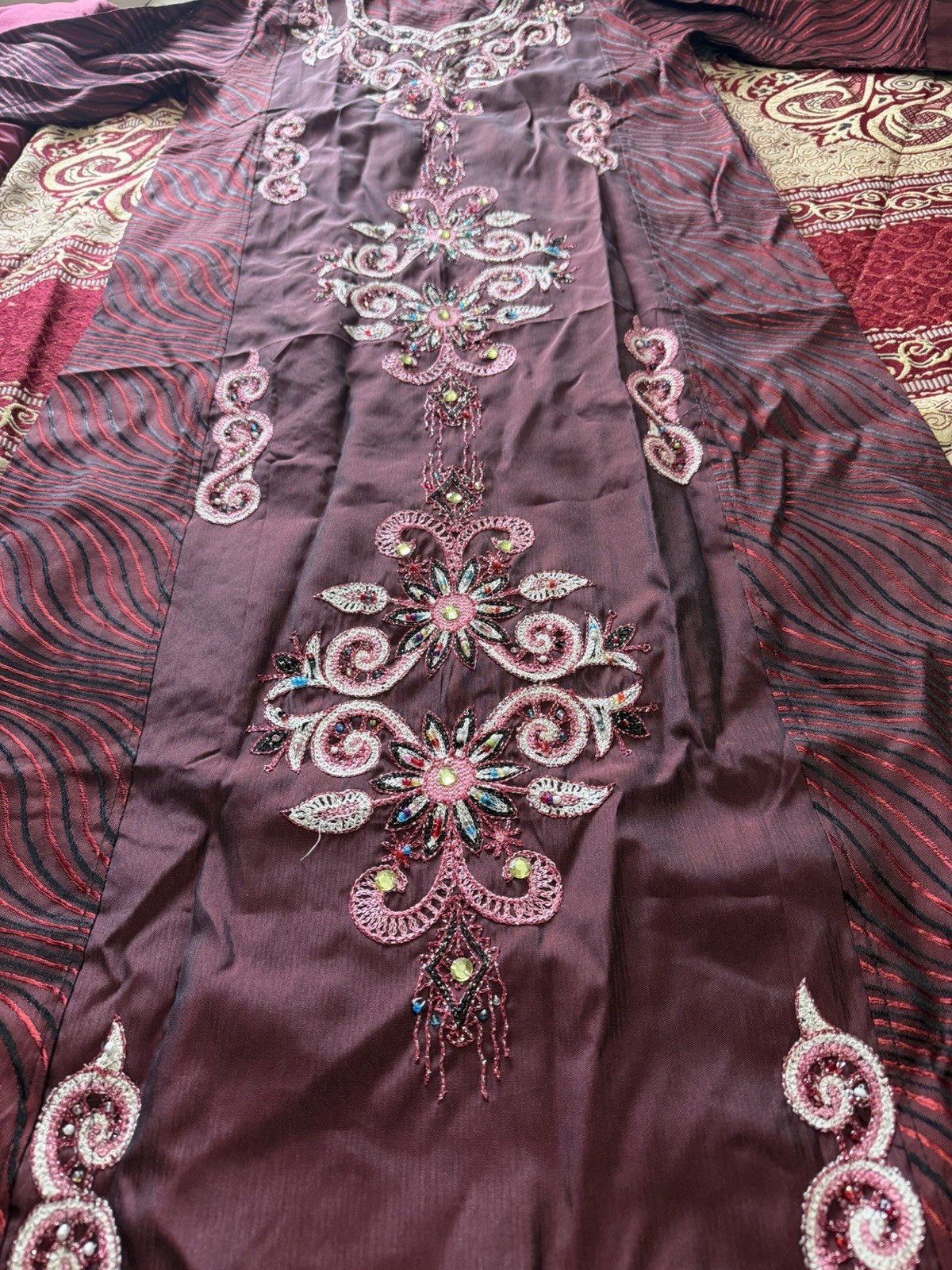Embroidered Maroon Women’s Kurta Kurtas/Kurti with Floral Design, Elegant Style