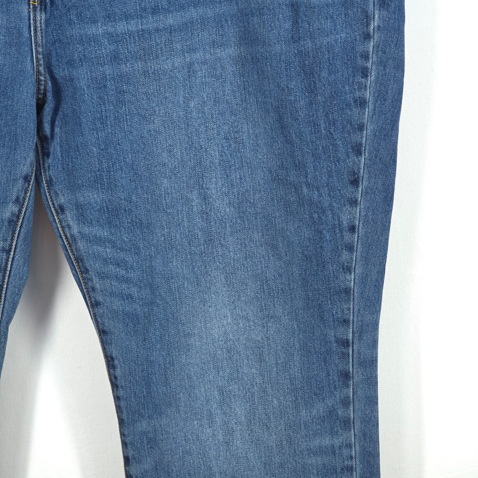 Lucky Brand Athletic Fit Jeans Mens 48×28 (48×30) Whiskers Medium Wash Faded