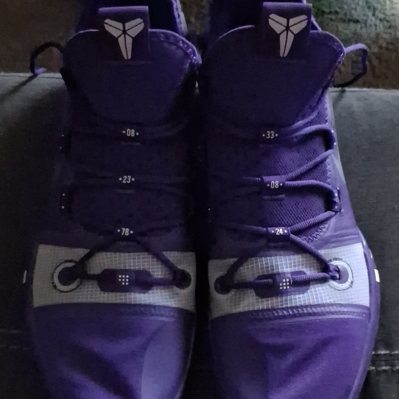 Nike Kobe A.D. Exodus Men’s Mid Top basketball shoes