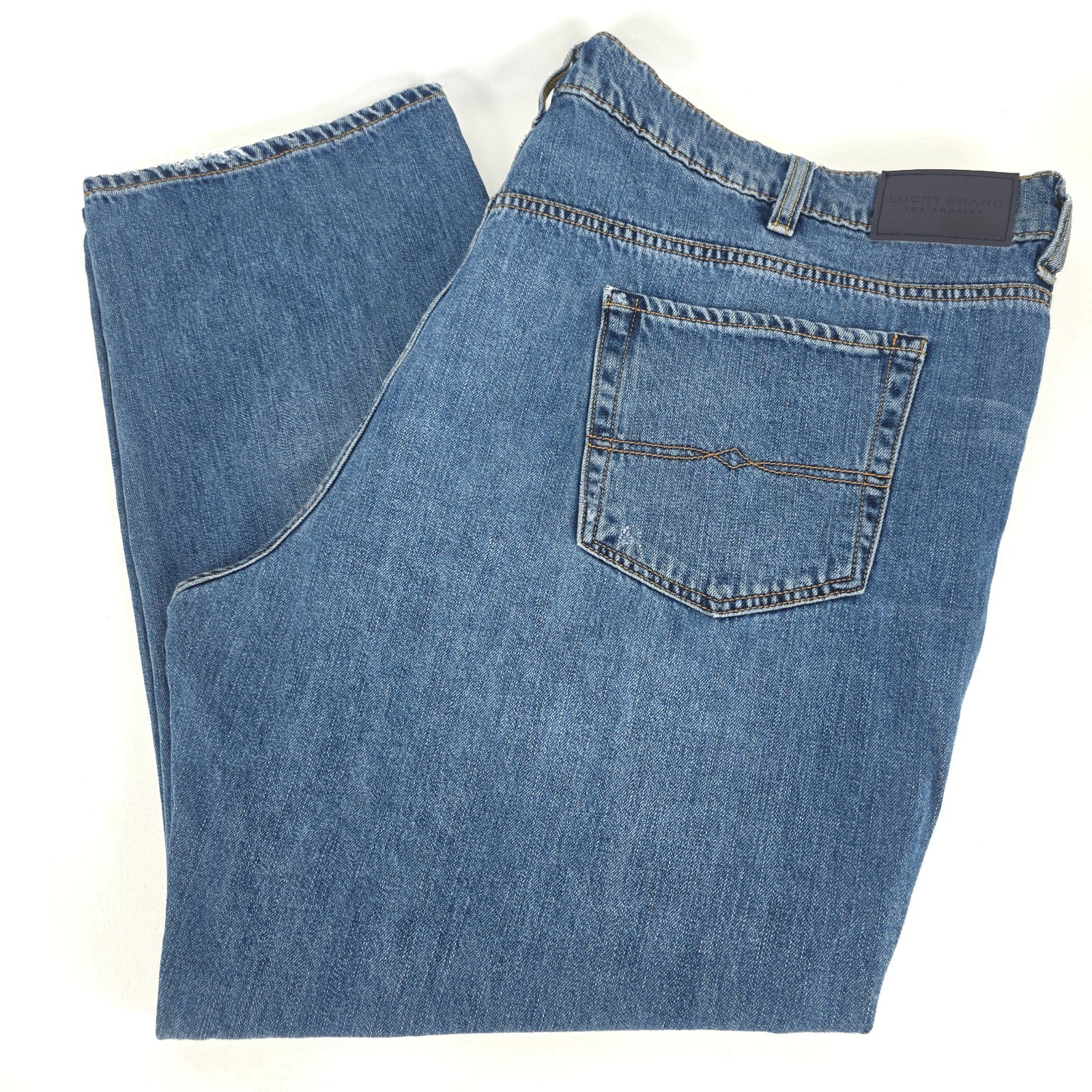 Lucky Brand Athletic Fit Jeans Mens 48×28 (48×30) Whiskers Medium Wash Faded