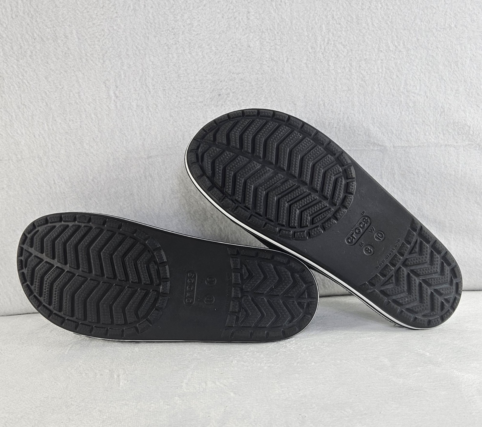 Crocs Unisex Bayaband Slide Sandals Black/White Water Friendly Womens 10 Mens 8