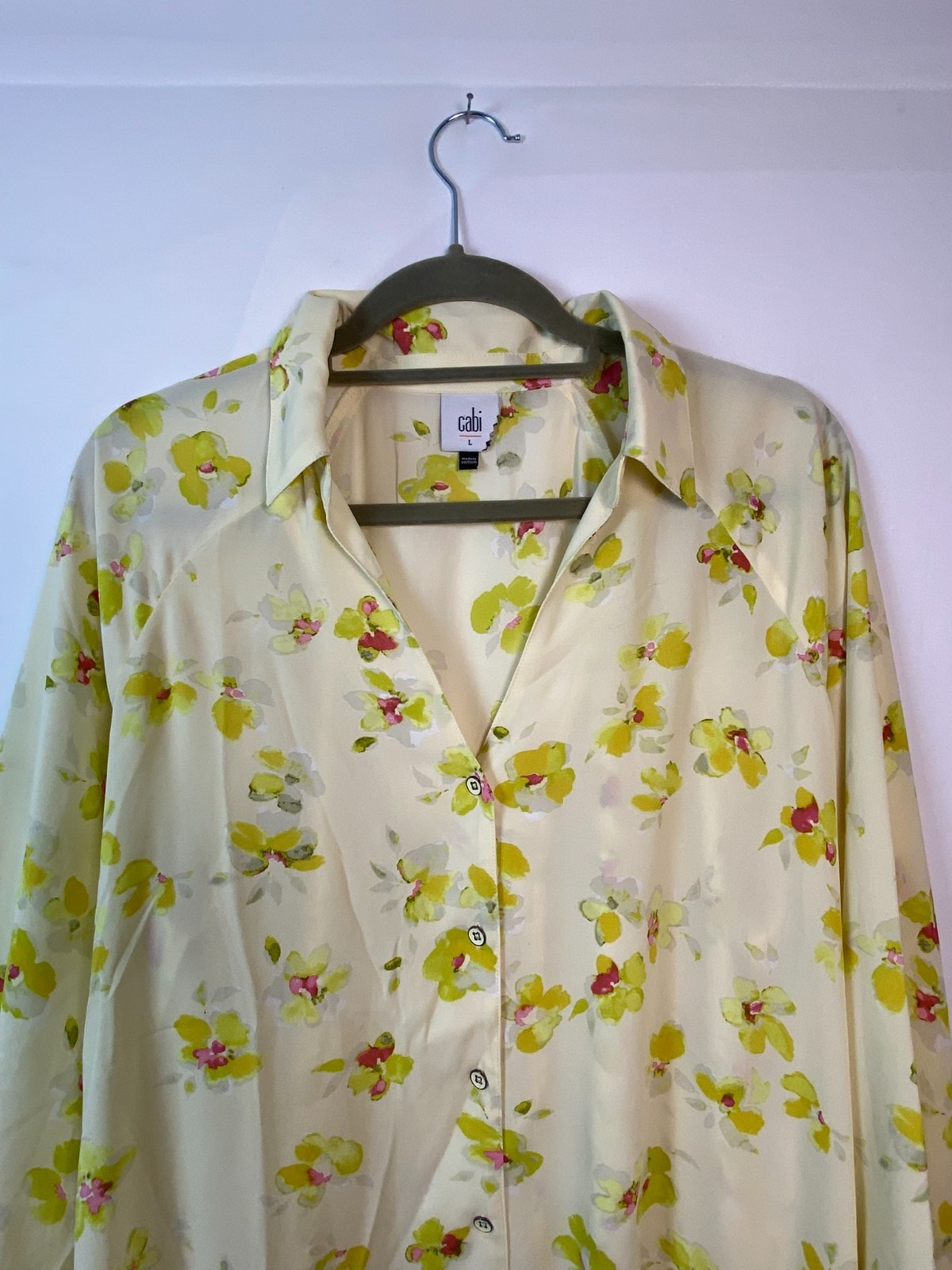 CAbi Go To Blouse Spring Yellow Floral Style #6294 Sz L Classic Coastal Corpgore