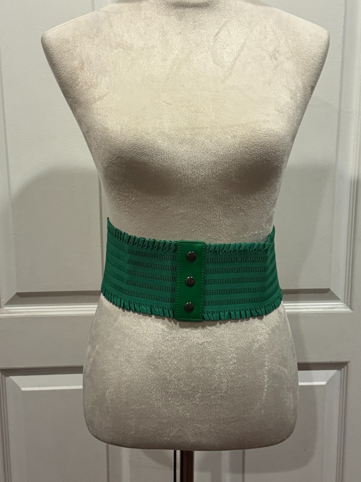 Women Wide Stretch Green Belt Sz 4x30inches (Large)