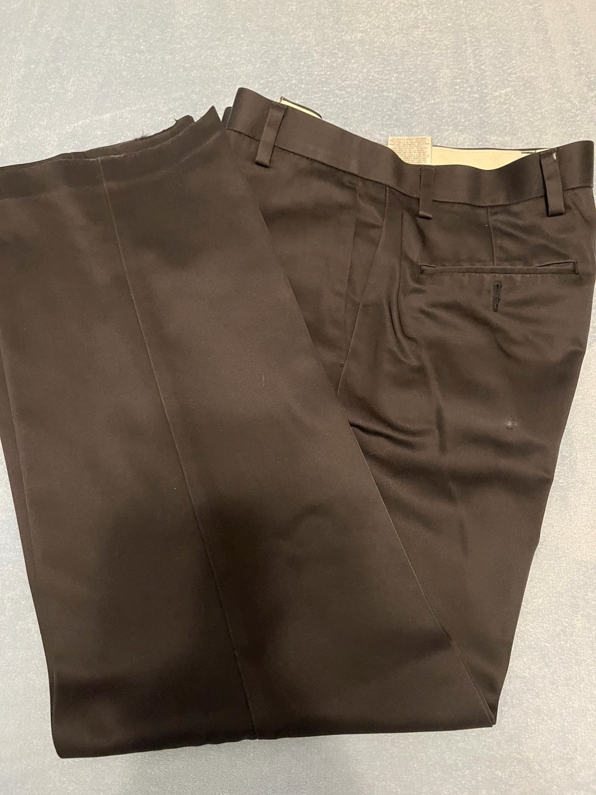 DOCKERS MEN CLASSIC FIT 32×30 DRESS KHAKI PANT D3 FLAT FRONT BLACK COTTON W WEAR