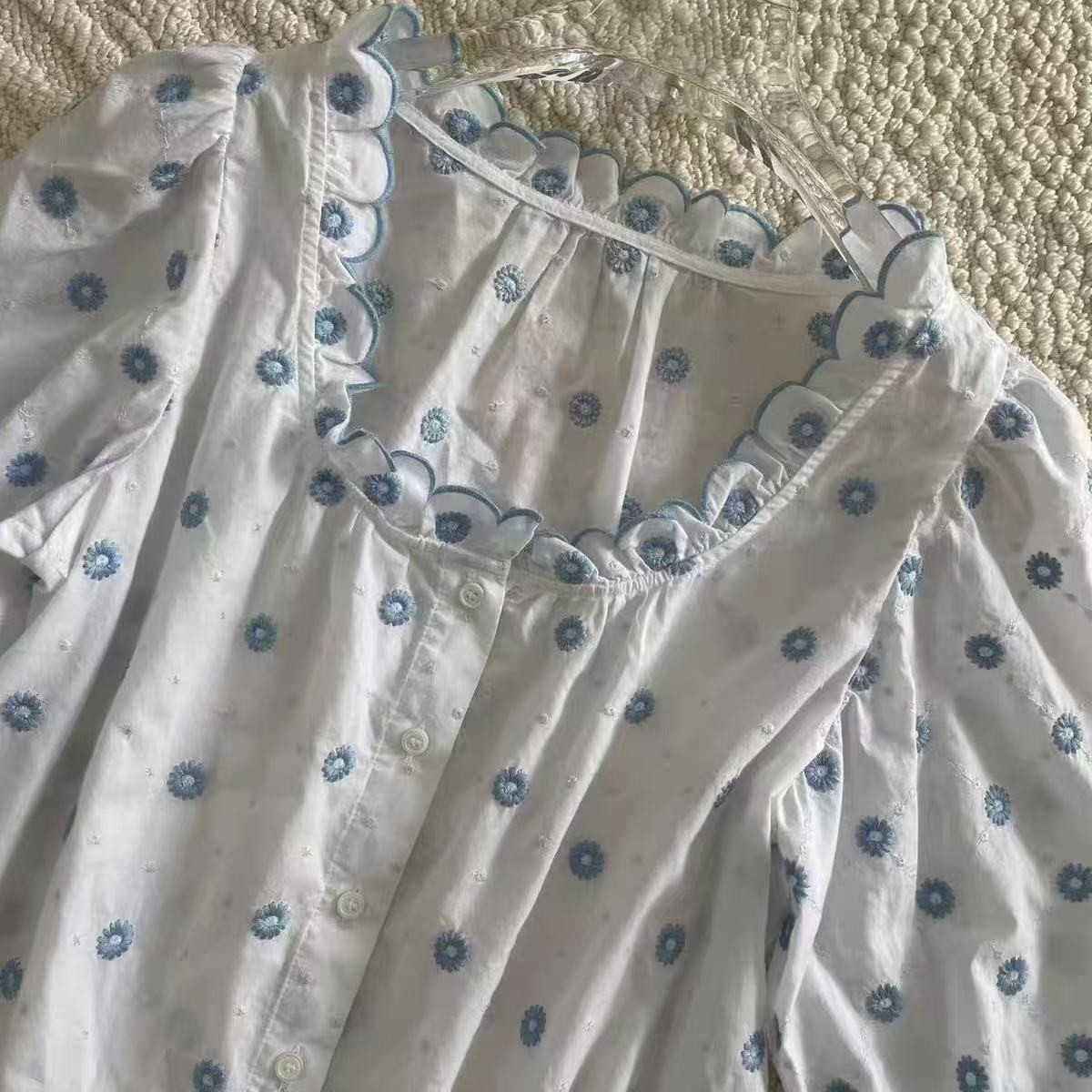 SEZANE Daisy flower embroidery square neck bubble sleeve thin cotton top