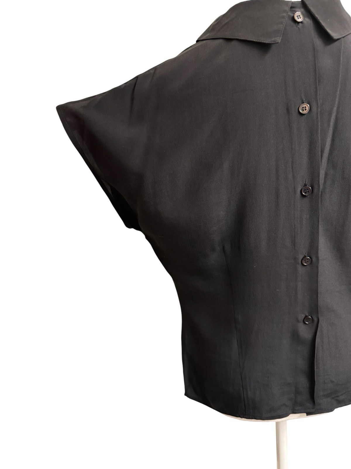Vintage 100% Silk Black Pintuck Blouse M Quiet Luxury Old Money Back Button Top