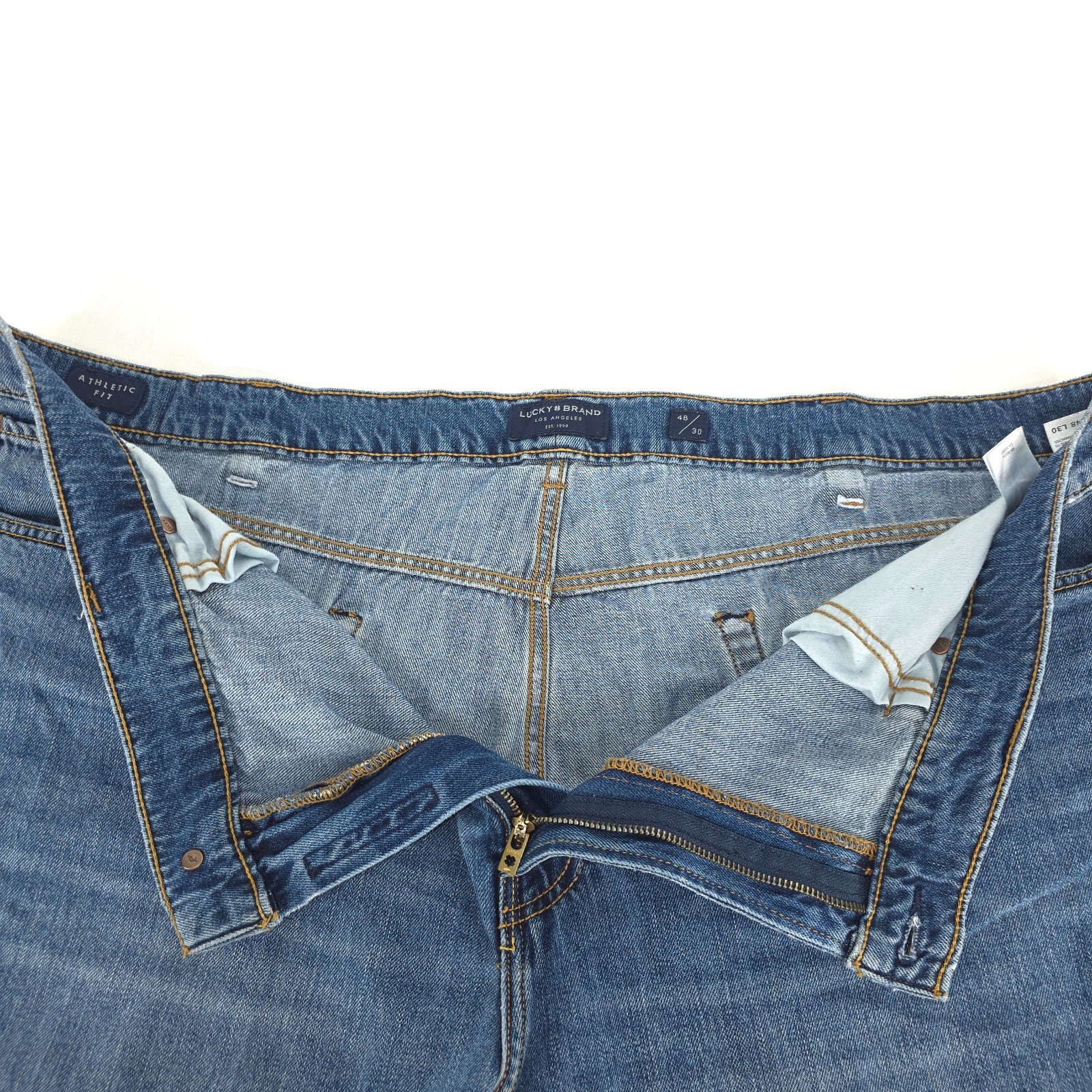 Lucky Brand Athletic Fit Jeans Mens 48×28 (48×30) Whiskers Medium Wash Faded