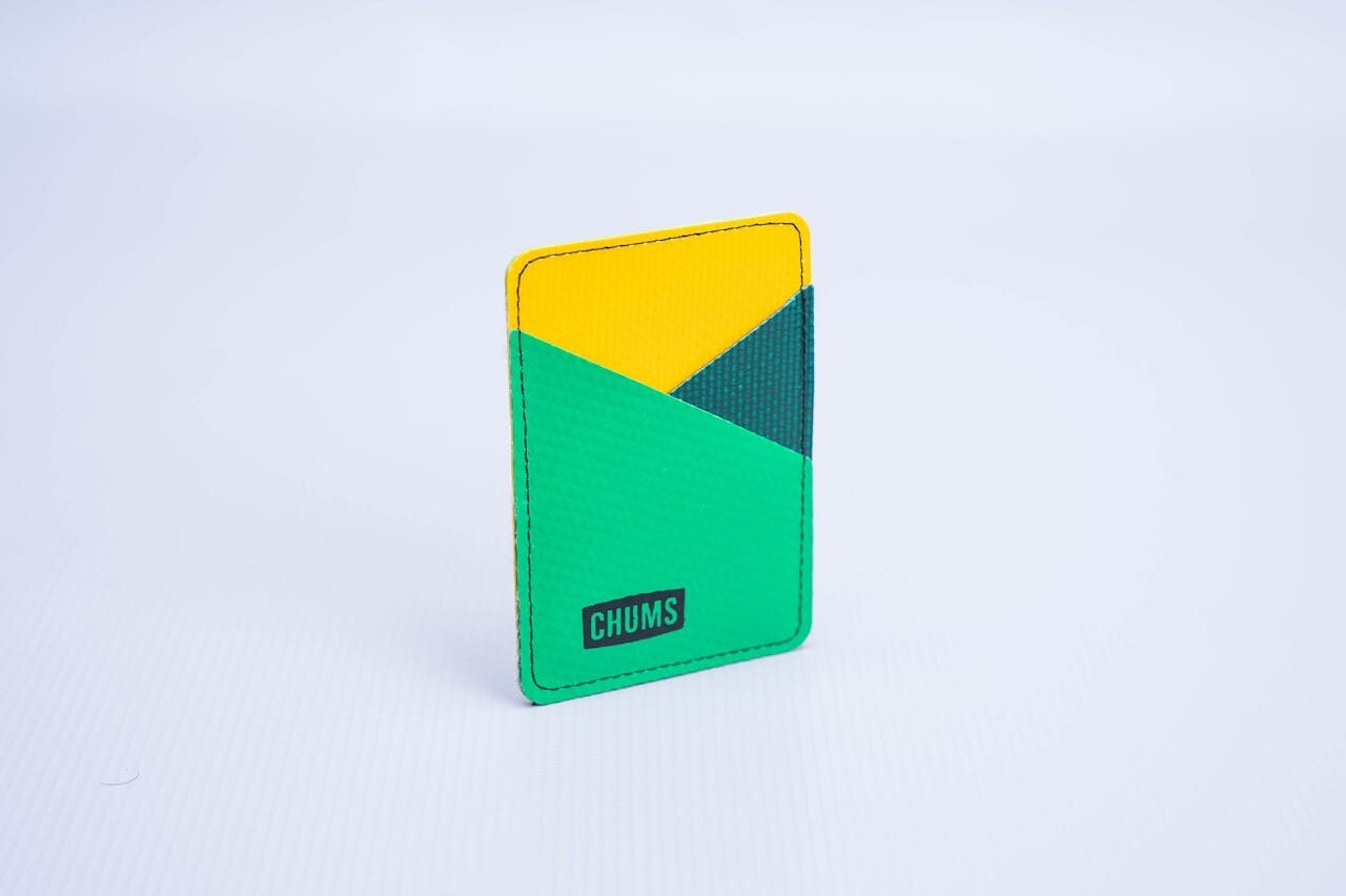 Chums – Duckie Slim Front Pocket Wallet – 100% Recycled Raft Material – New