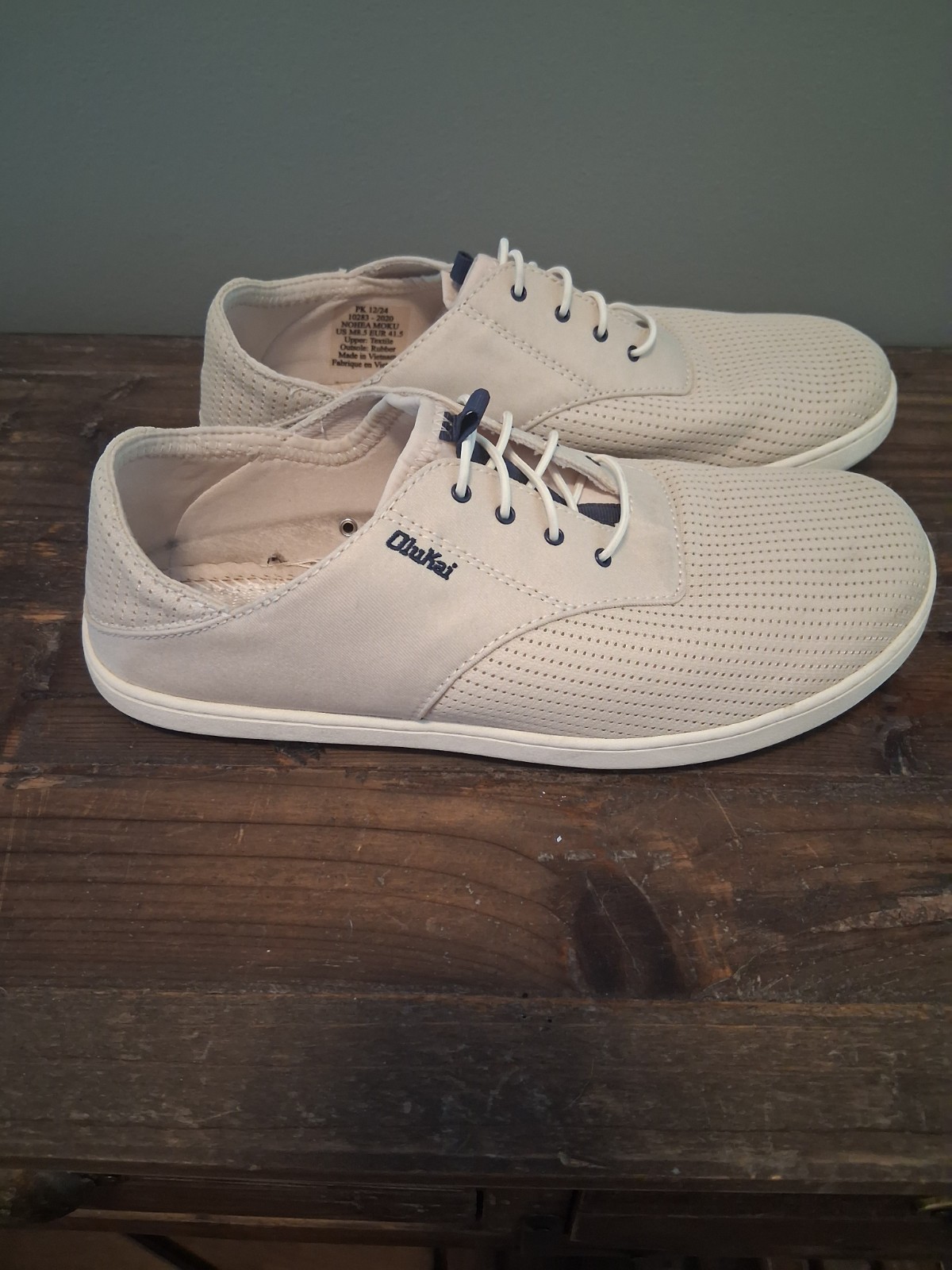 olukai nohea moku shoes mens size 8.5 clay color worn 1time
